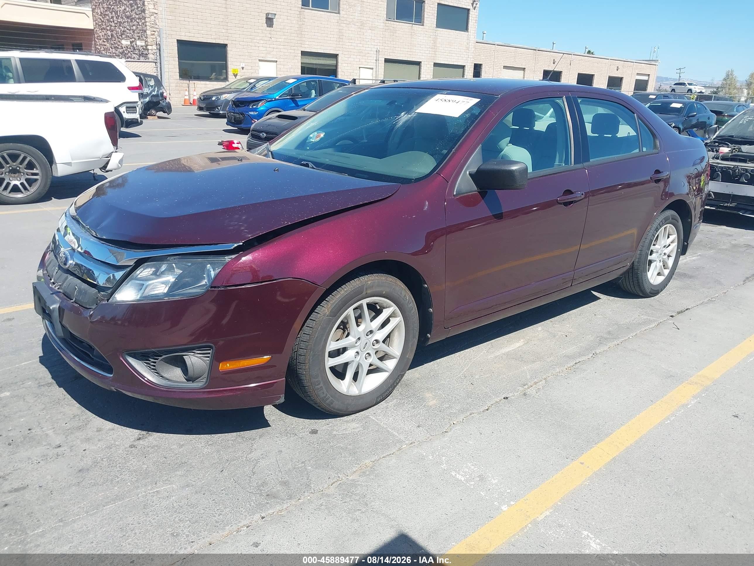 2012 Ford Fusion S Бордовый vin: 3FAHP0GA5CR290047