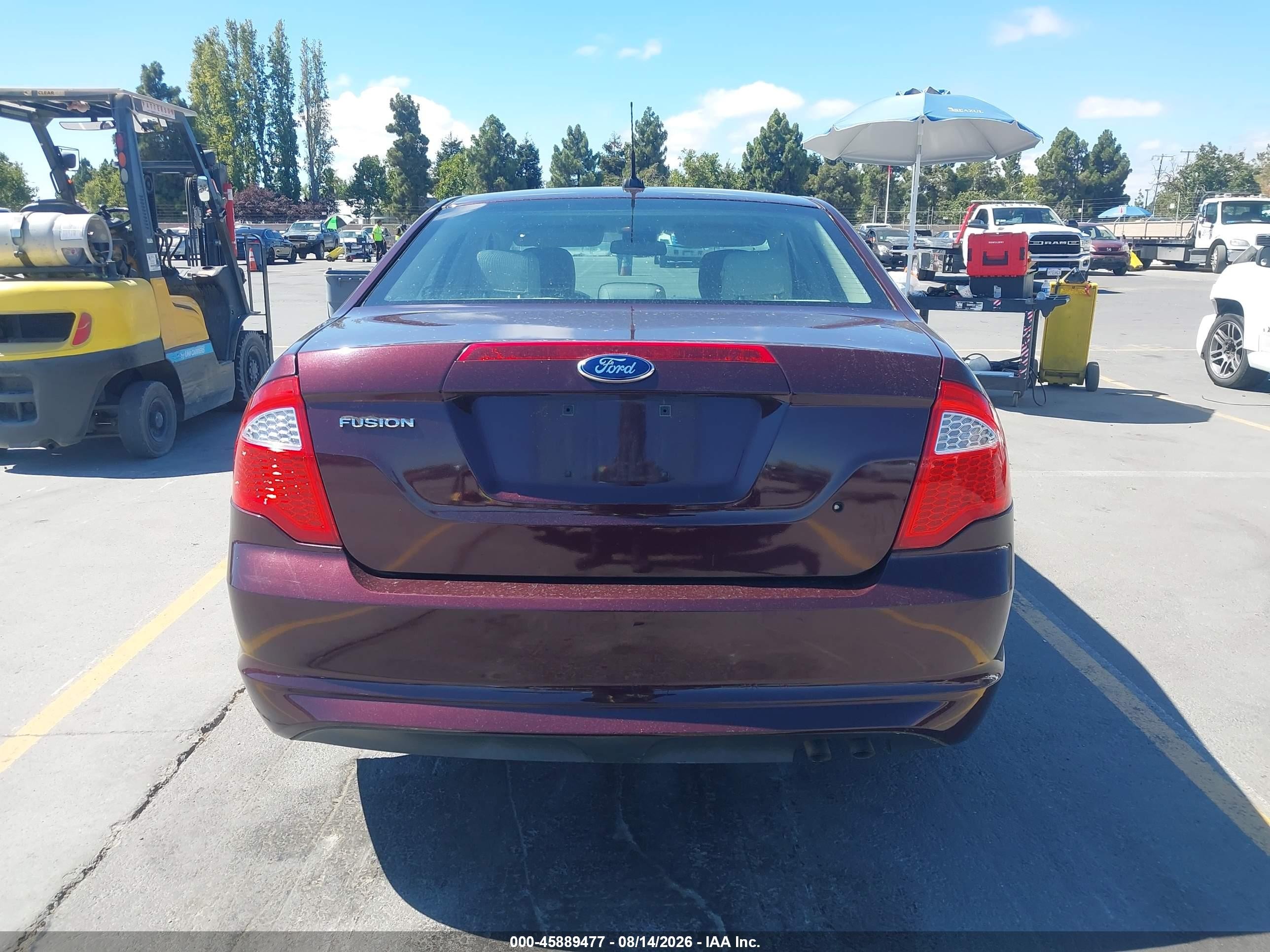 2012 Ford Fusion S Бордовый vin: 3FAHP0GA5CR290047