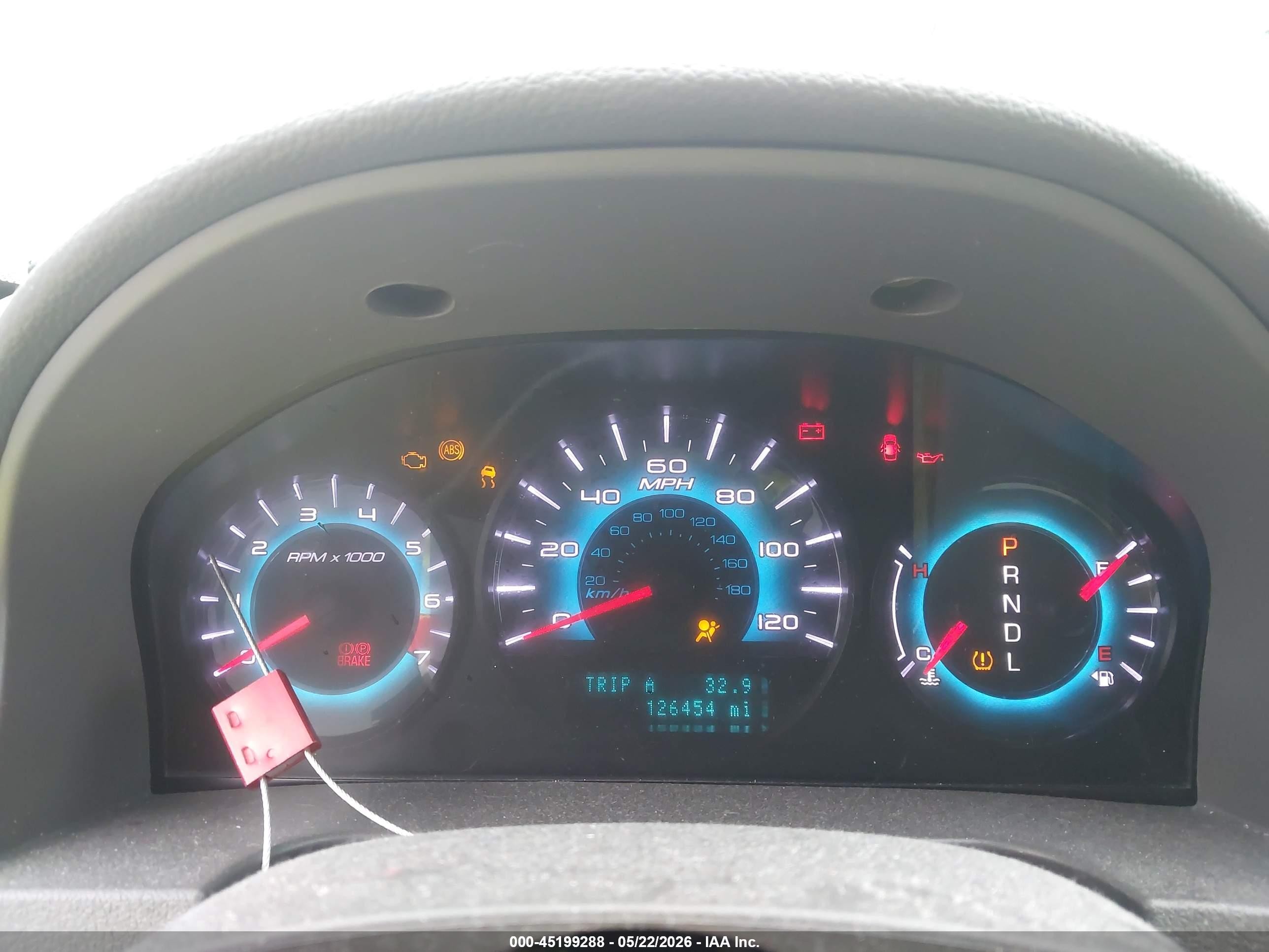 2012 Ford Fusion S White vin: 3FAHP0GA5CR354071