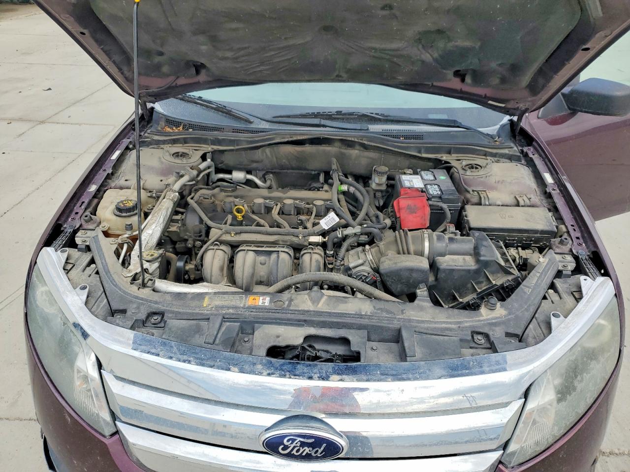 2012 Ford Fusion S Burgundy vin: 3FAHP0GA6CR288727