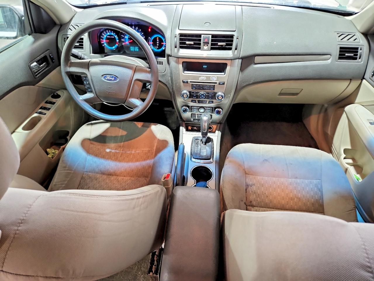 2012 Ford Fusion S White vin: 3FAHP0GA6CR333665