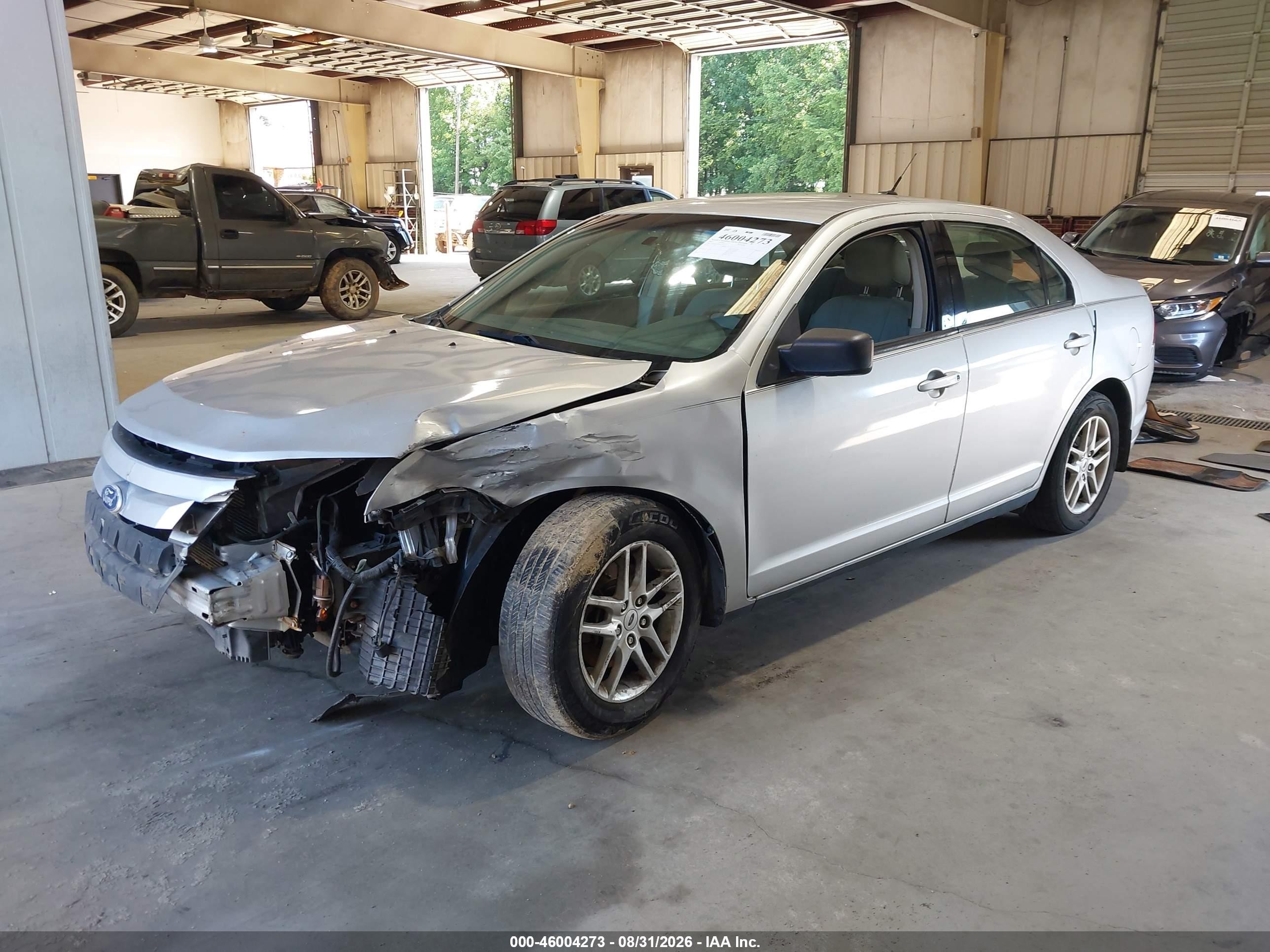 2011 Ford Fusion S Silver vin: 3FAHP0GA7BR327954