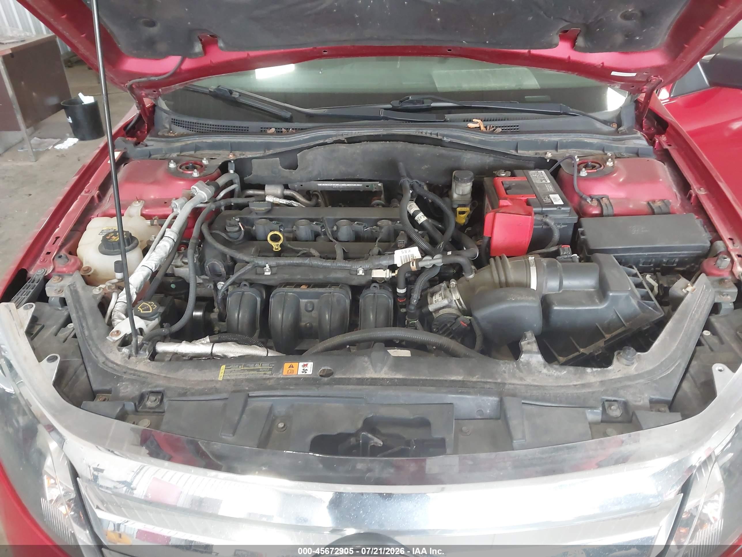 2012 Ford Fusion S Red vin: 3FAHP0GA7CR310282