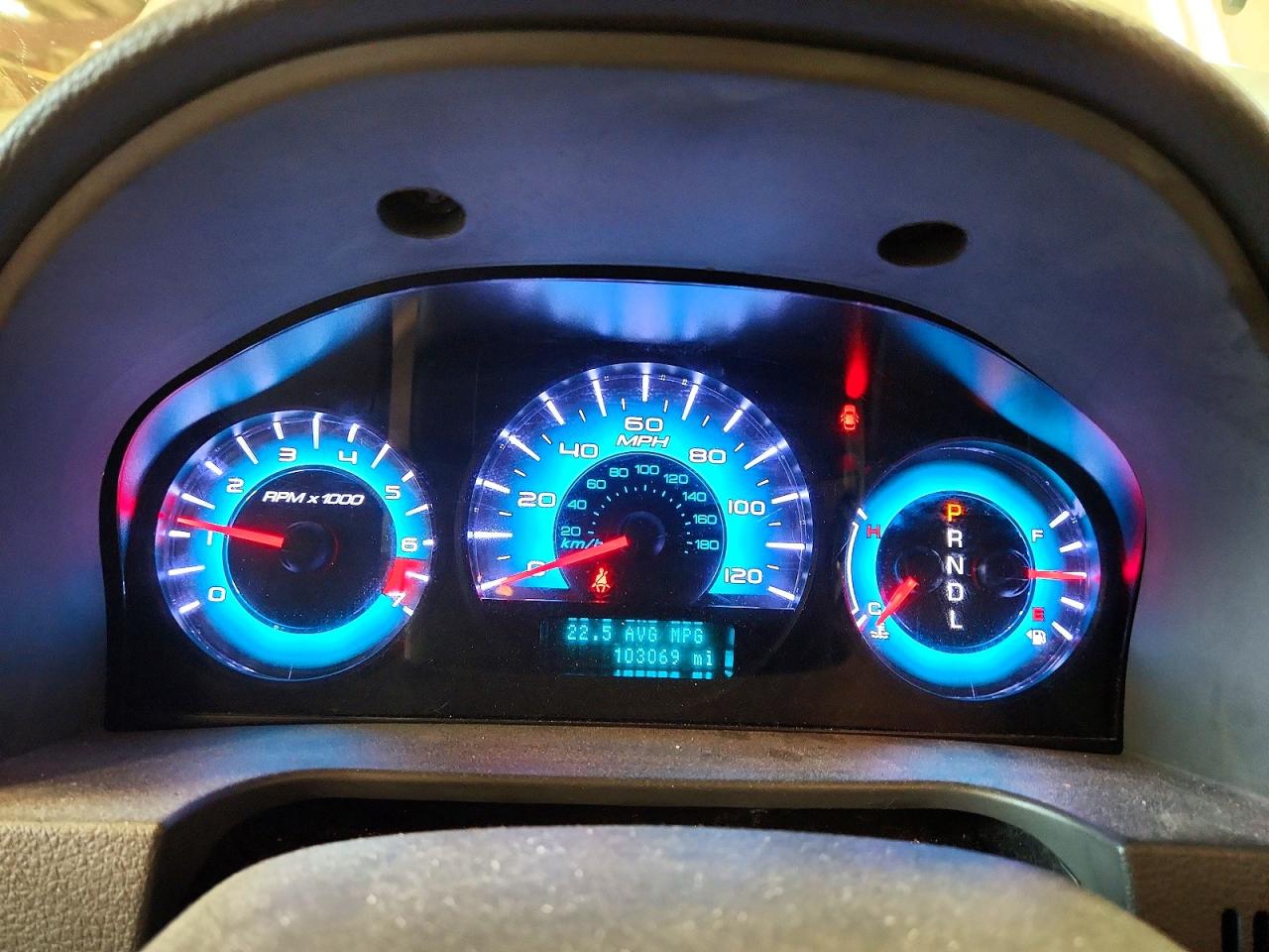 2012 Ford Fusion S Серебряный vin: 3FAHP0GA7CR320035