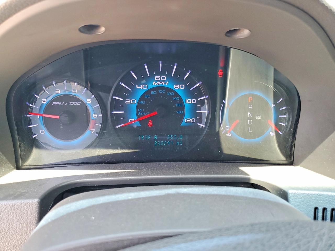 2012 Ford Fusion S Burgundy vin: 3FAHP0GA7CR327650