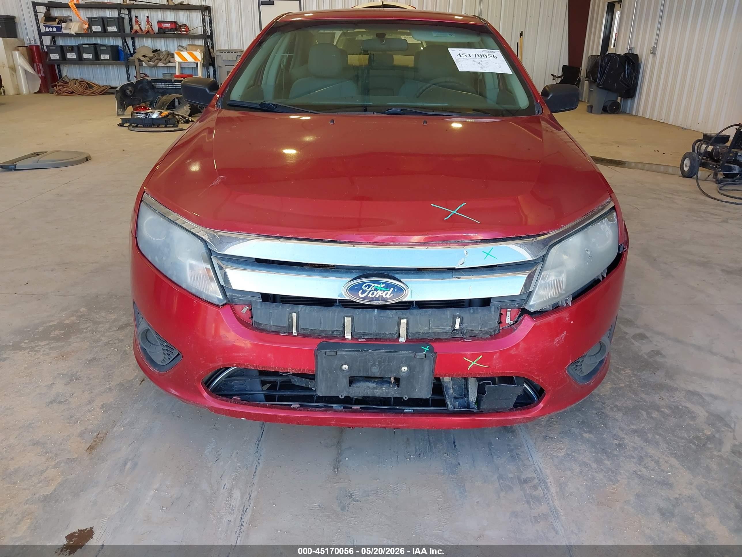 2010 Ford Fusion S Red vin: 3FAHP0GA8AR307629