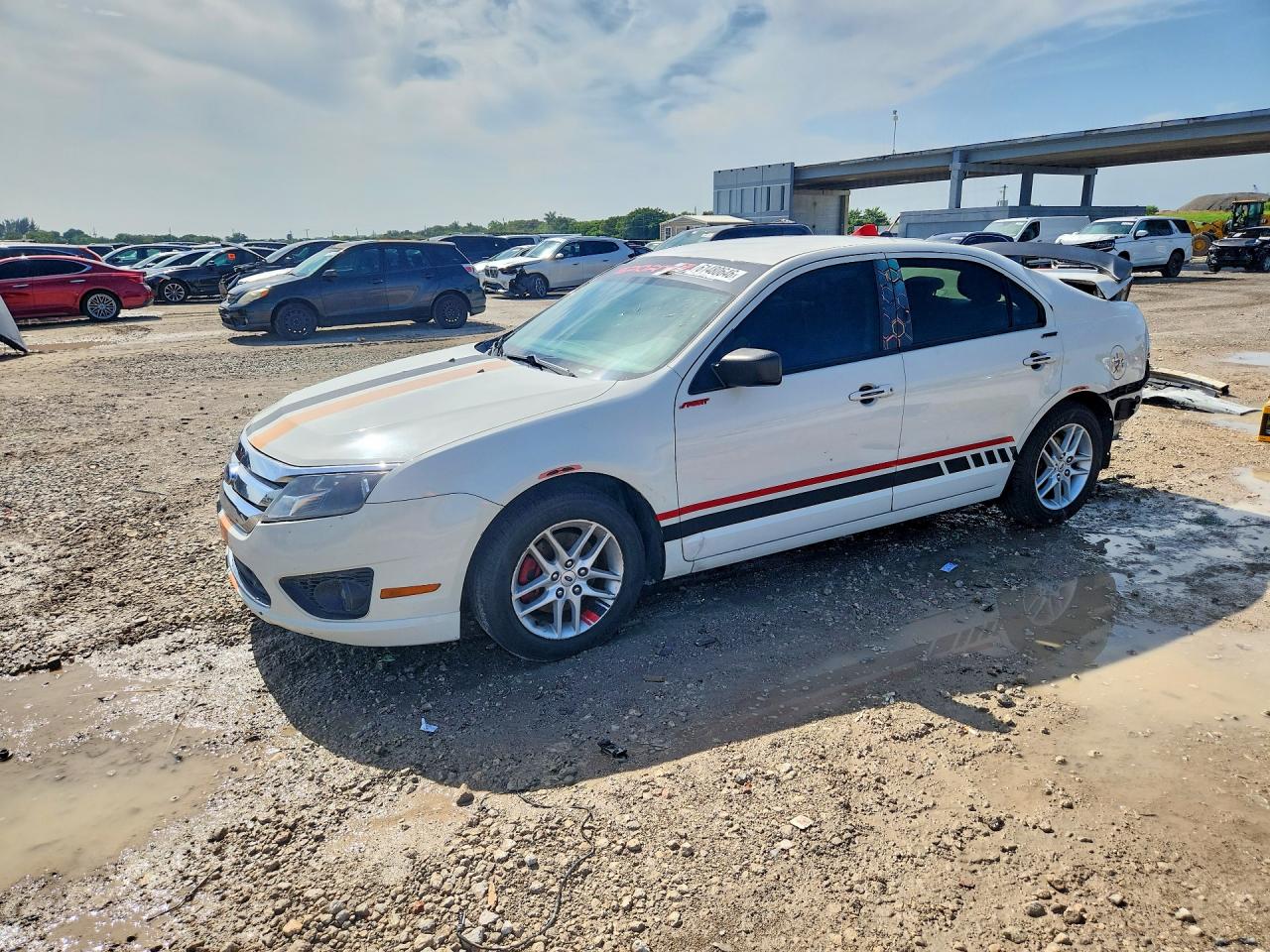 2012 Ford Fusion S White vin: 3FAHP0GA8CR149859