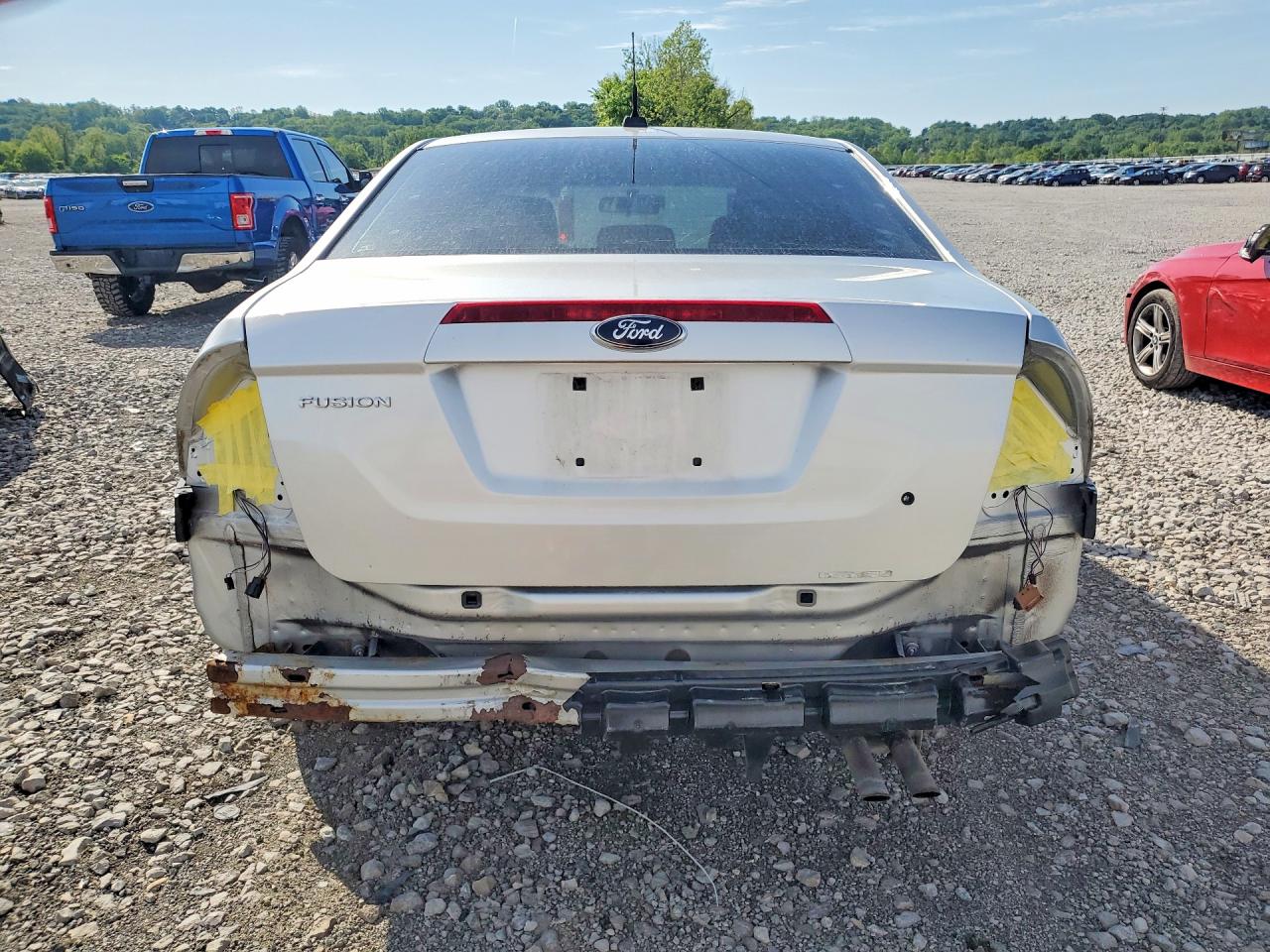 2012 Ford Fusion S Серебряный vin: 3FAHP0GA8CR258967