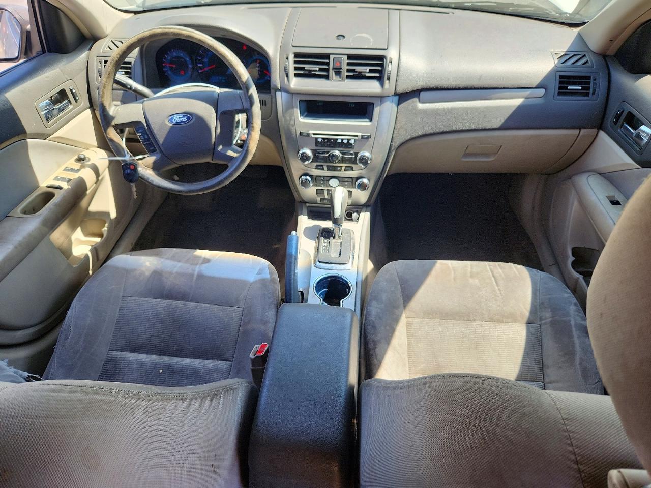 2012 Ford Fusion S White vin: 3FAHP0GA8CR304961
