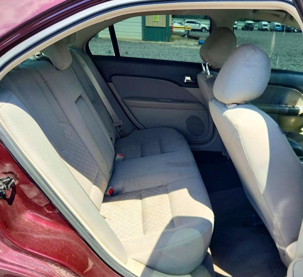 2012 Ford Fusion S Maroon vin: 3FAHP0GA8CR408964