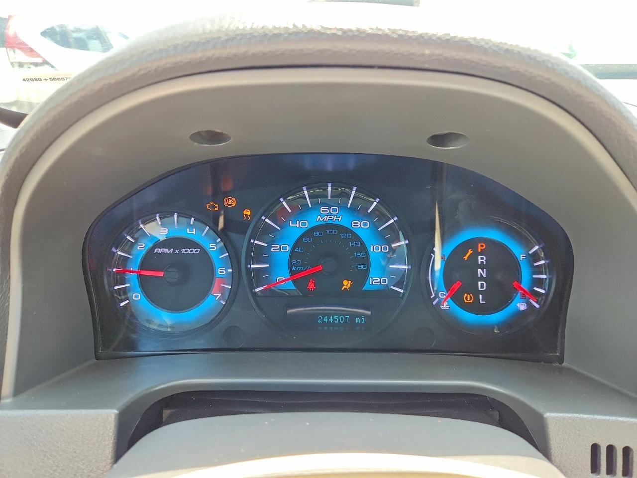 2010 Ford Fusion S Red vin: 3FAHP0GA9AR366270