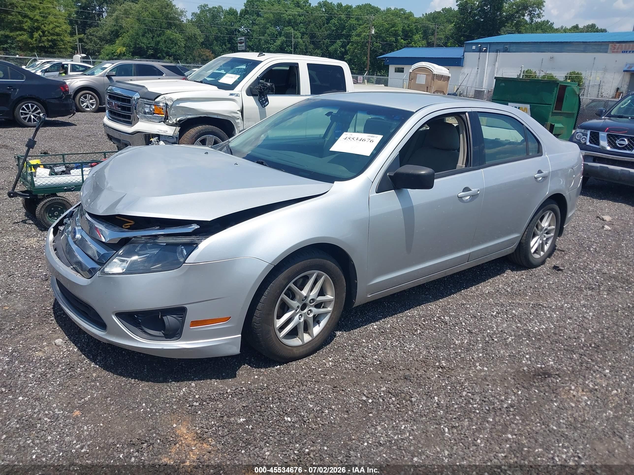 2011 Ford Fusion S Silver vin: 3FAHP0GA9BR246728