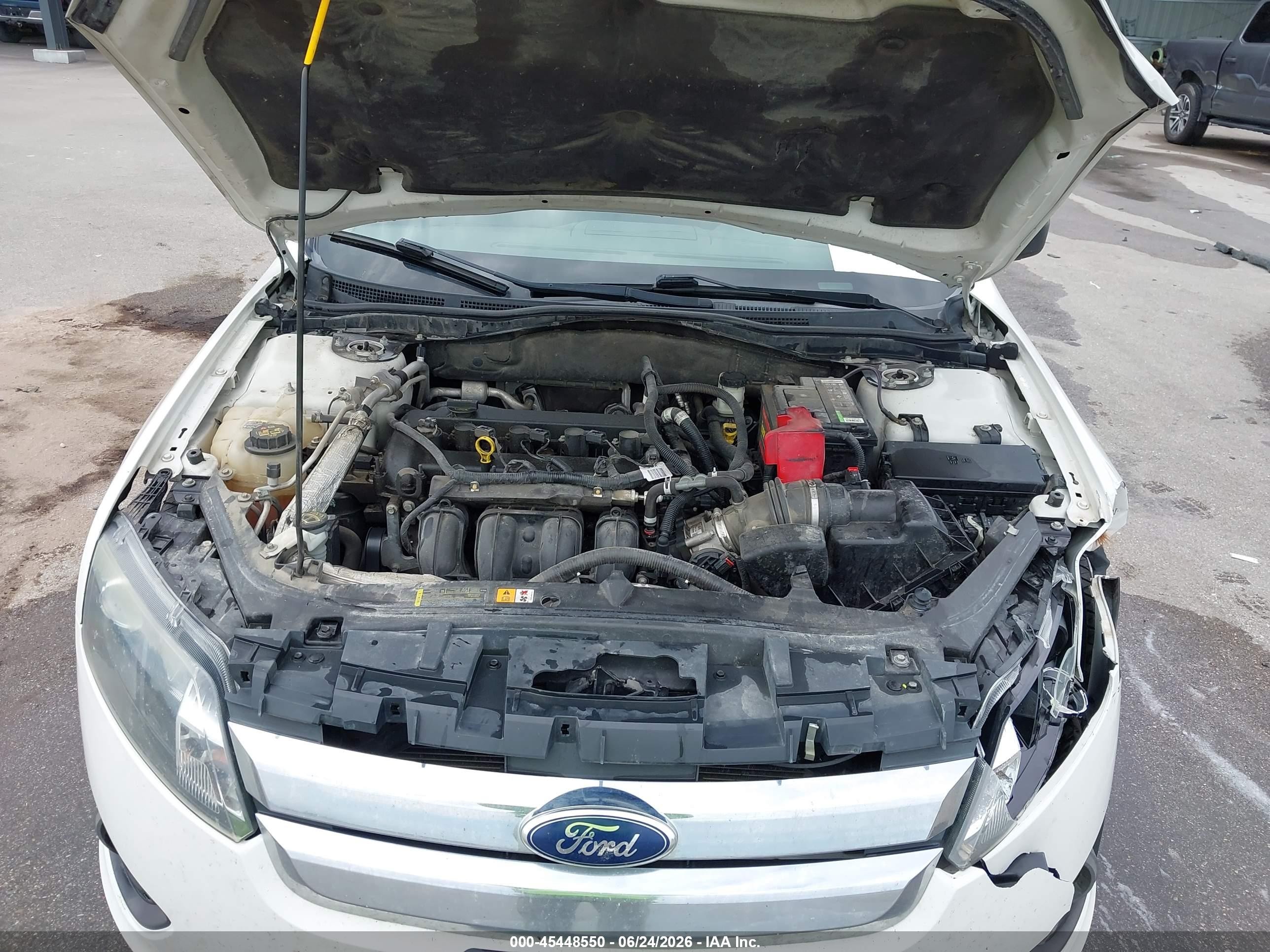 2012 Ford Fusion S White vin: 3FAHP0GA9CR367079