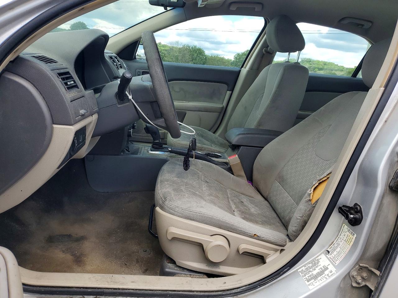 2011 Ford Fusion S Silver vin: 3FAHP0GAXBR206822