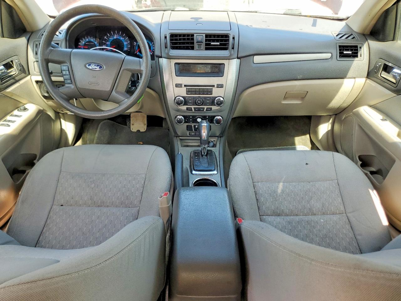 2012 Ford Fusion S Maroon vin: 3FAHP0GAXCR143657