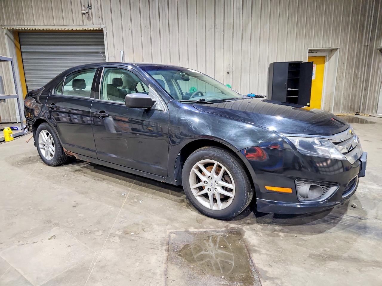 2012 Ford Fusion S Black vin: 3FAHP0GAXCR314066