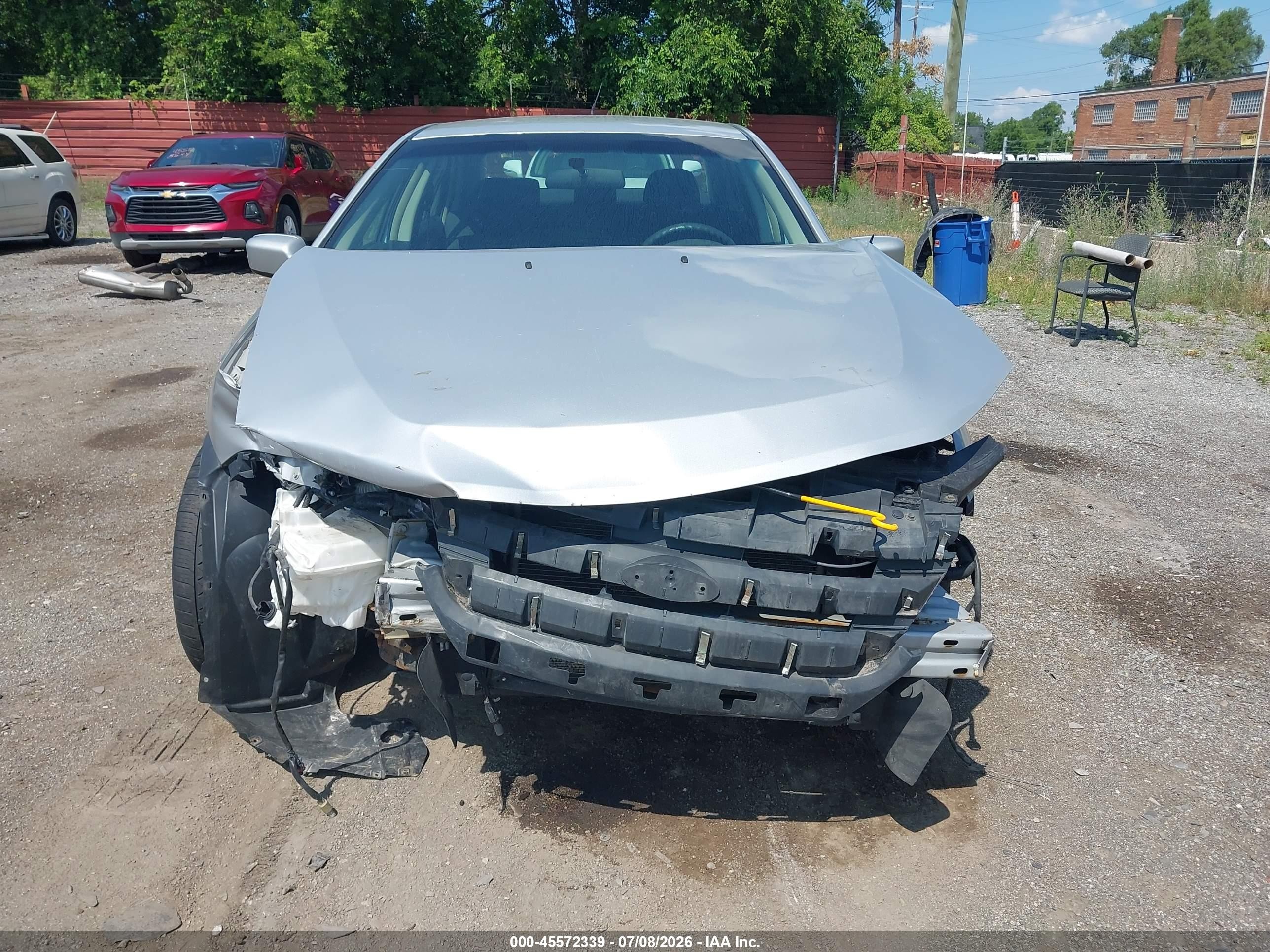 2010 Ford Fusion Se Серебряный vin: 3FAHP0HA0AR136387