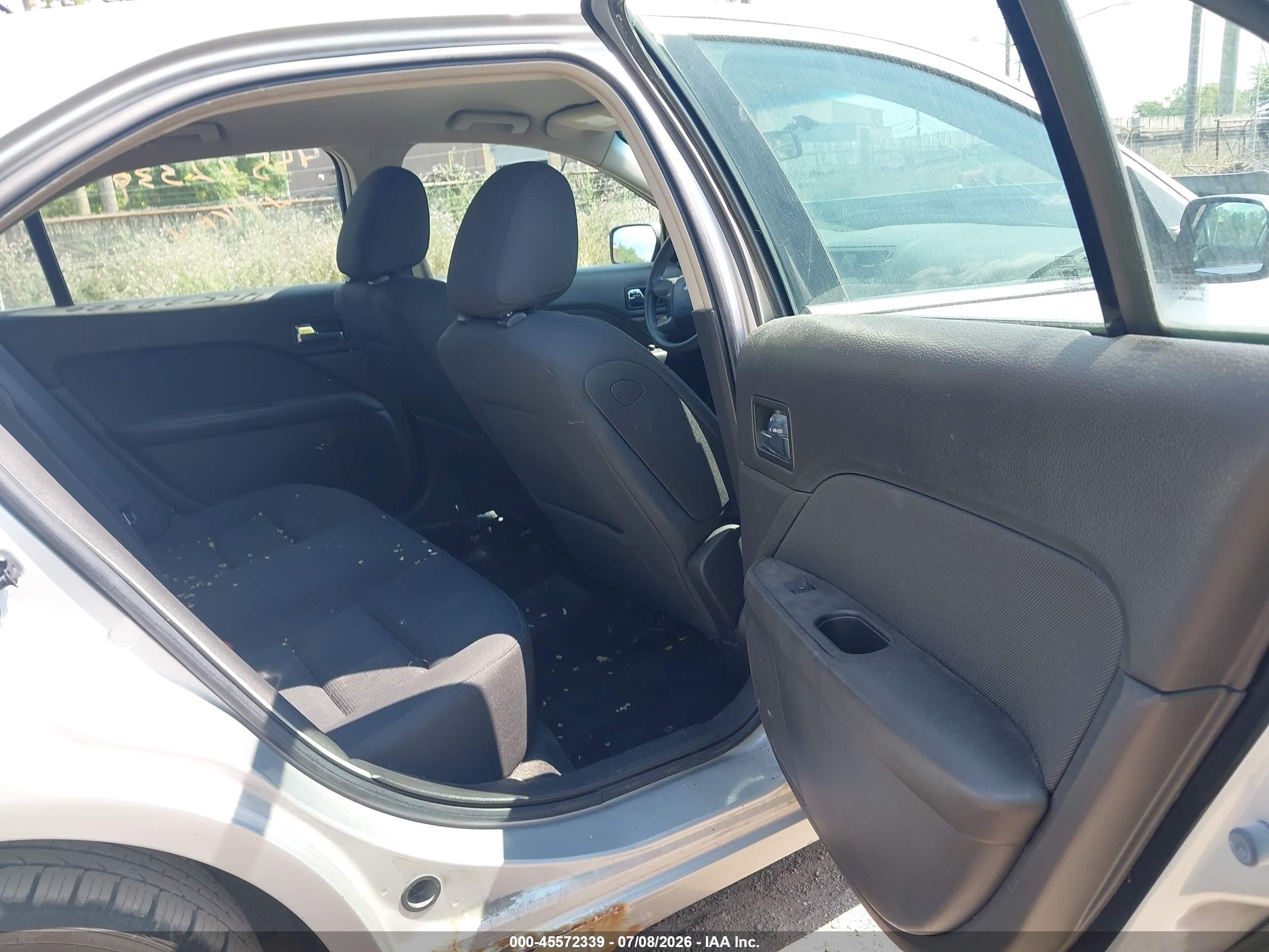 2010 Ford Fusion Se Серебряный vin: 3FAHP0HA0AR136387