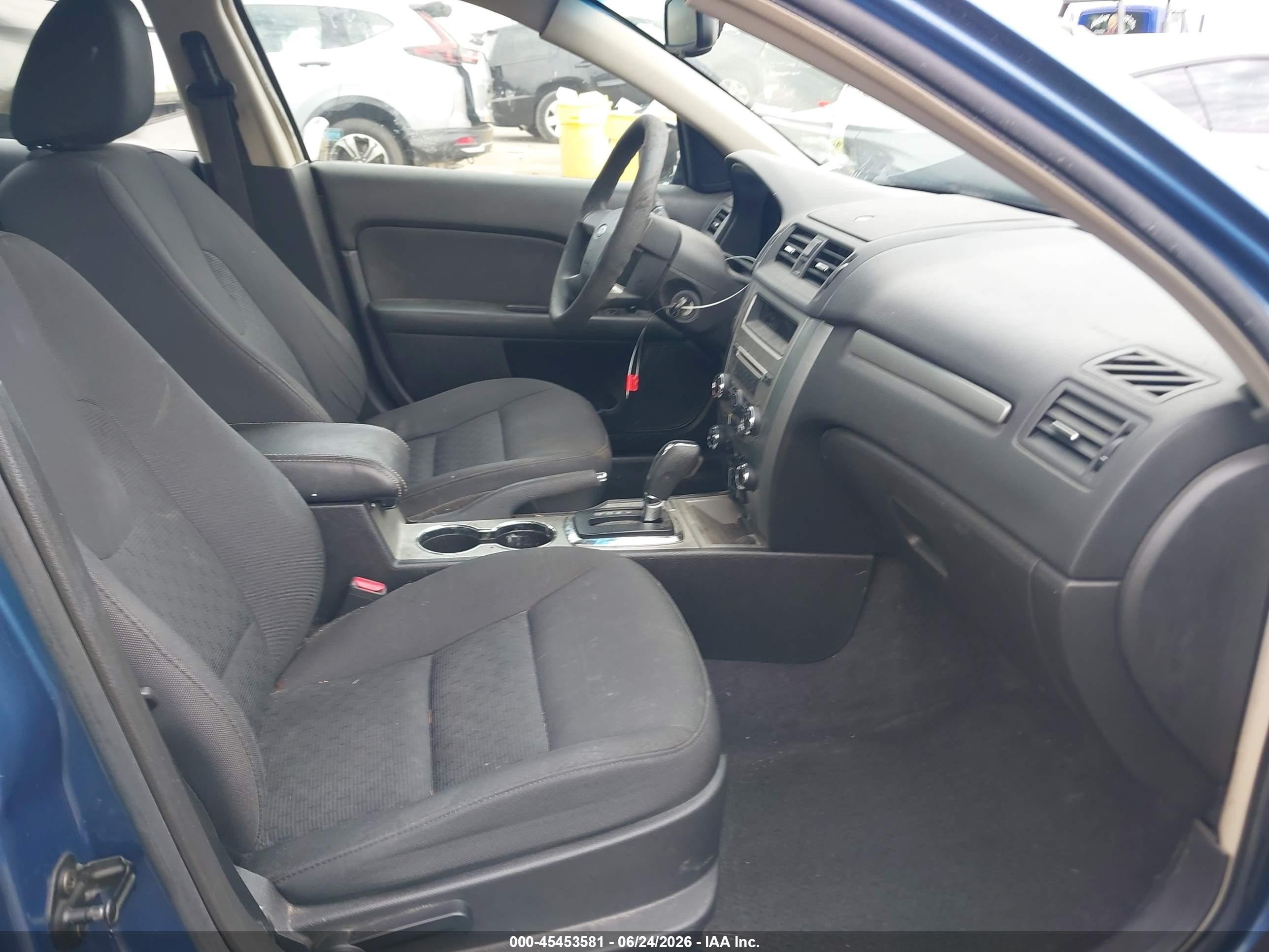 2010 Ford Fusion Se Синий vin: 3FAHP0HA0AR178445