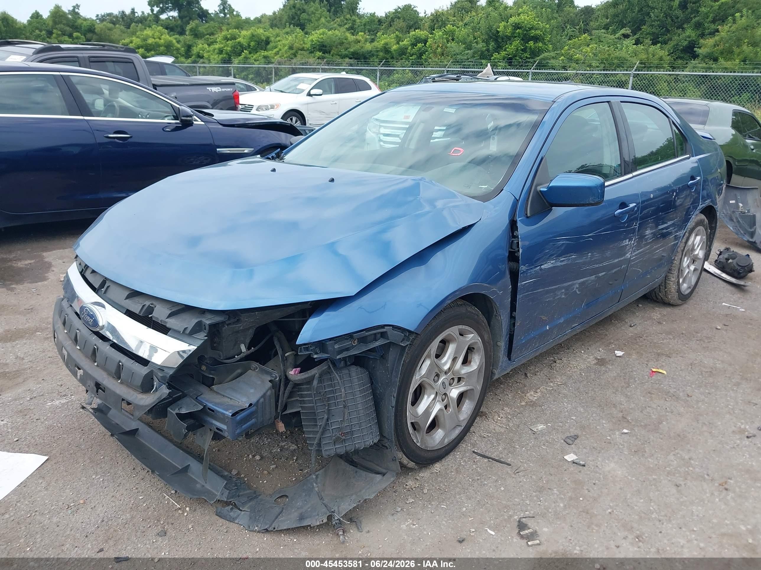 2010 Ford Fusion Se Синий vin: 3FAHP0HA0AR178445