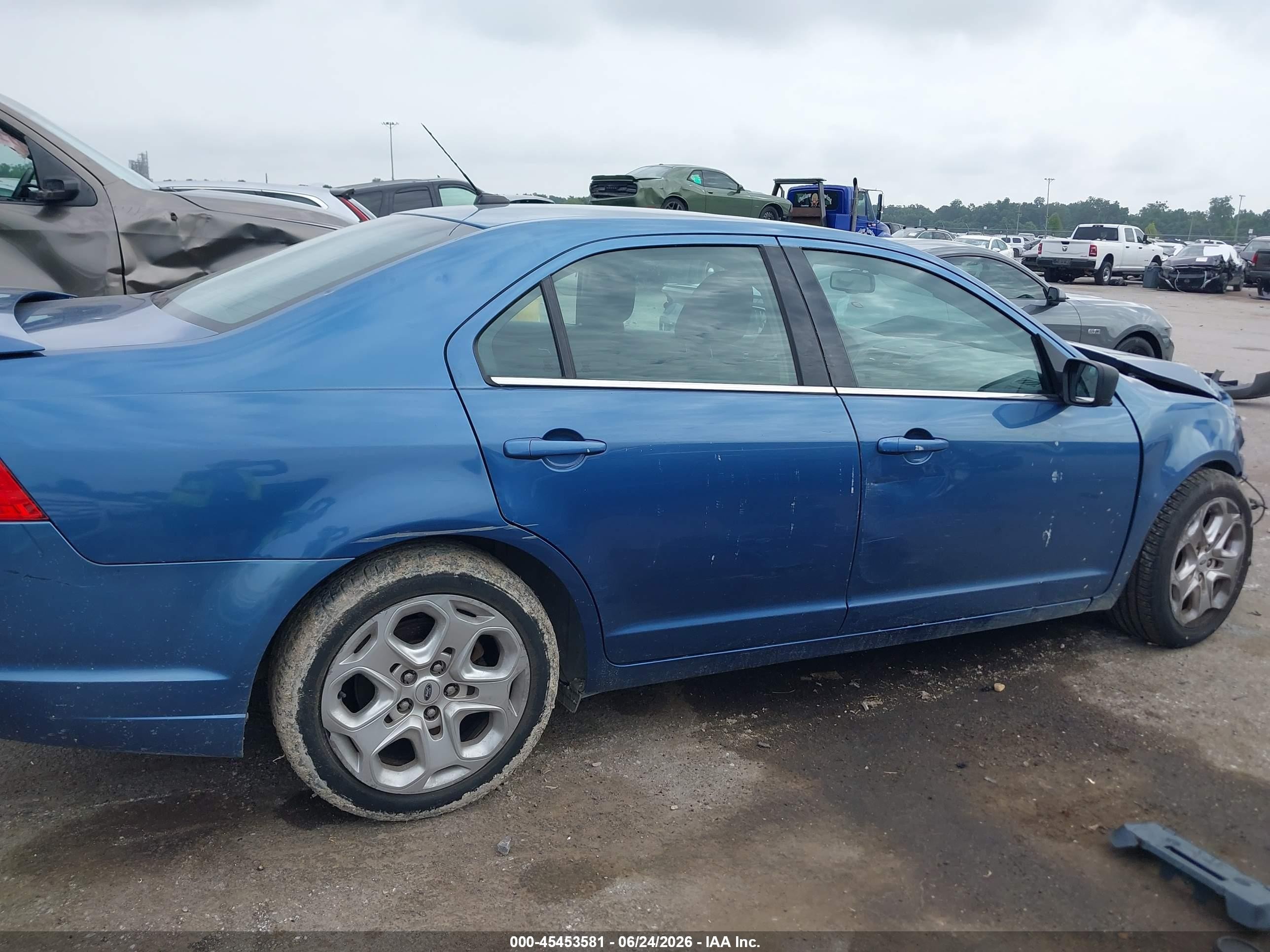 2010 Ford Fusion Se Синий vin: 3FAHP0HA0AR178445