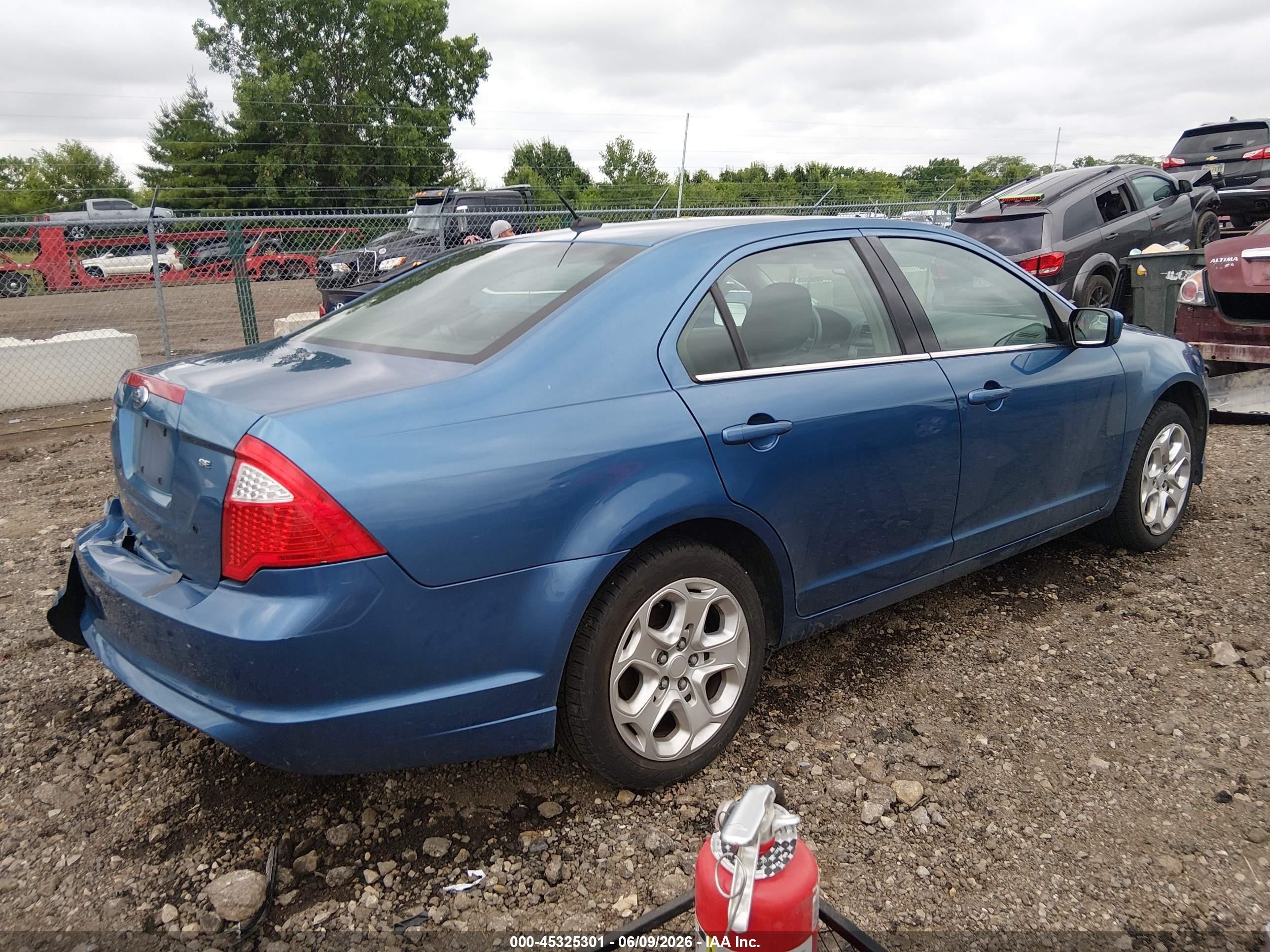 2010 Ford Fusion Se Blue vin: 3FAHP0HA0AR227420