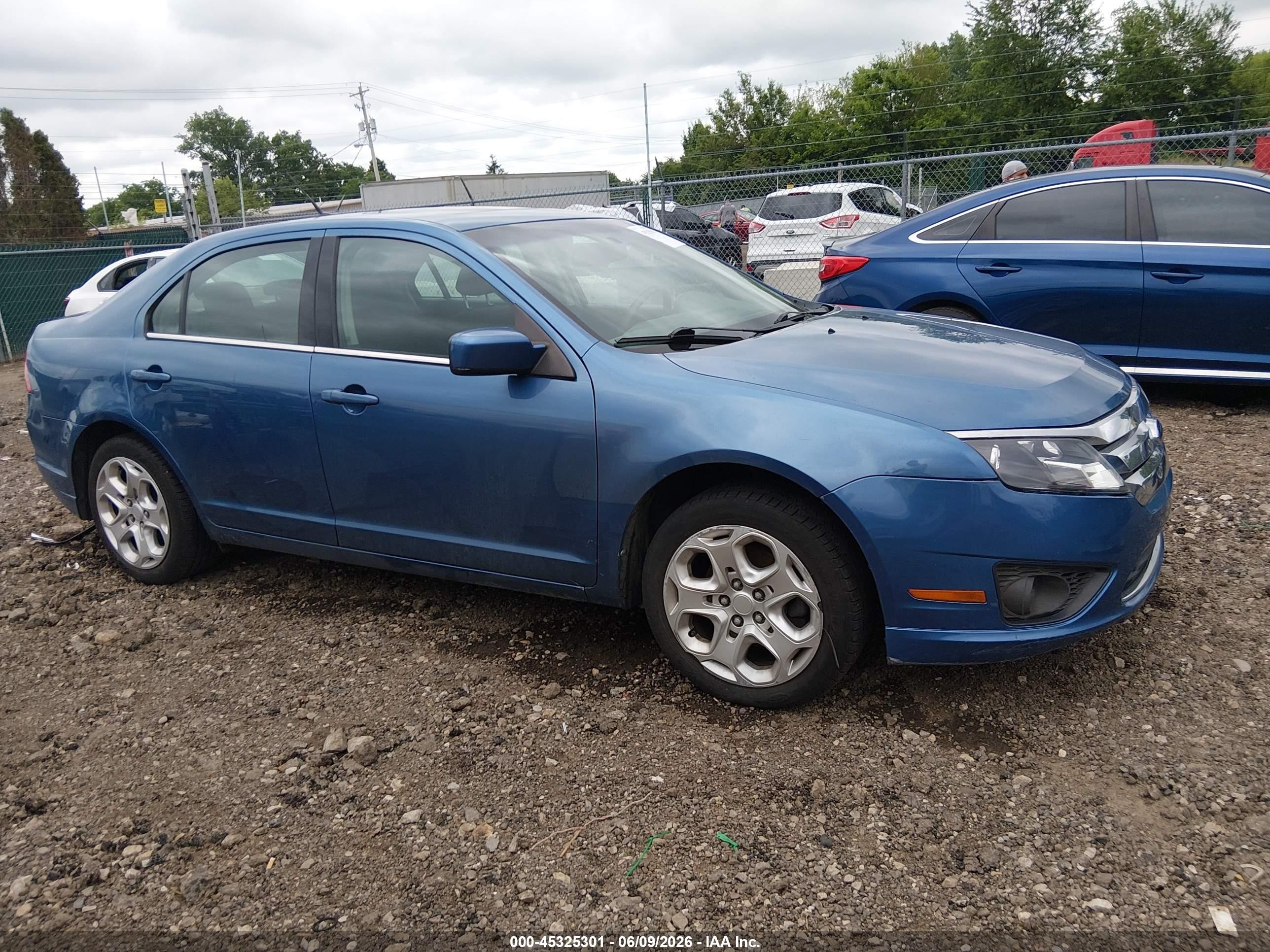 2010 Ford Fusion Se Blue vin: 3FAHP0HA0AR227420