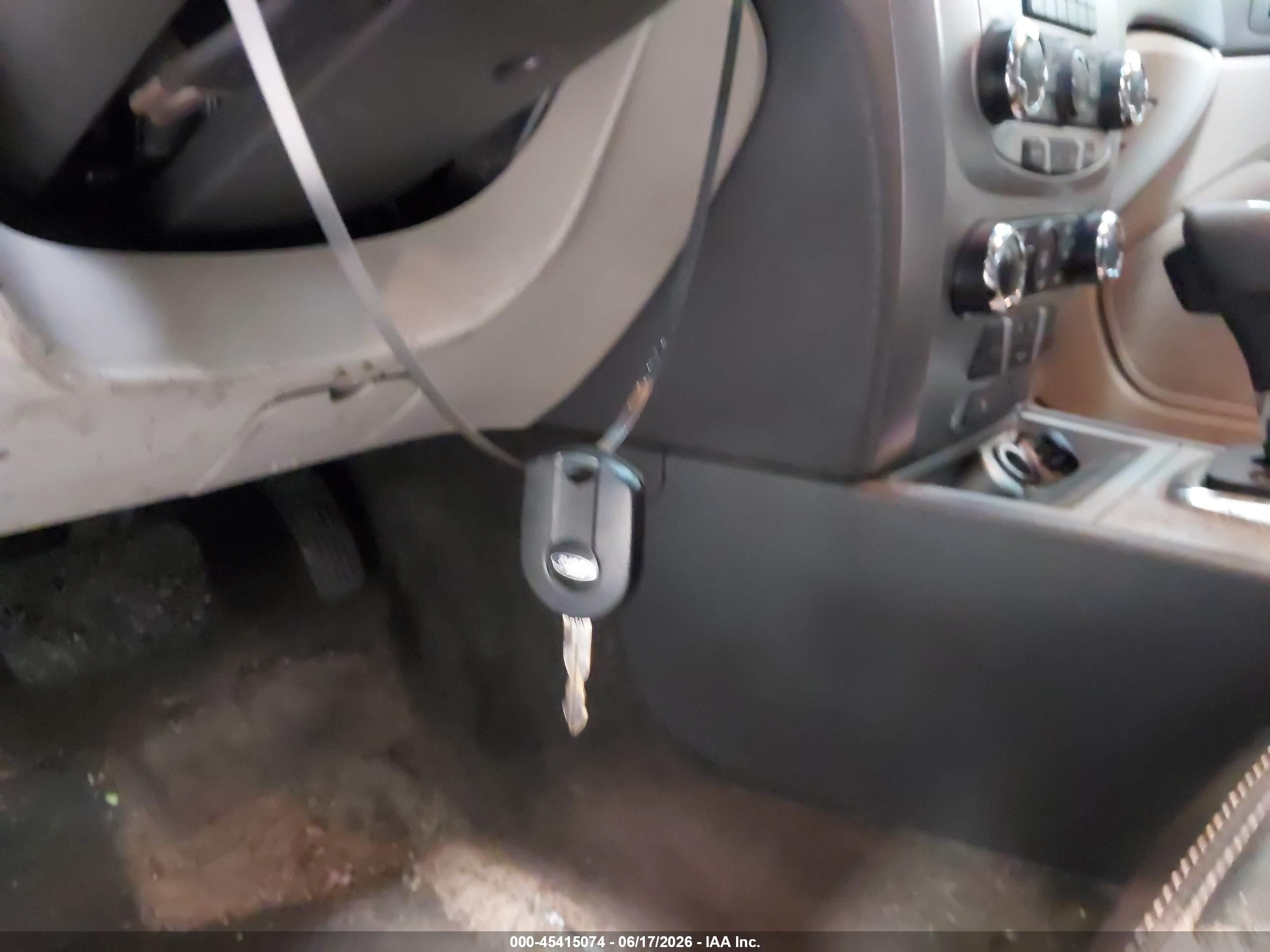2010 Ford Fusion Se White vin: 3FAHP0HA0AR243469
