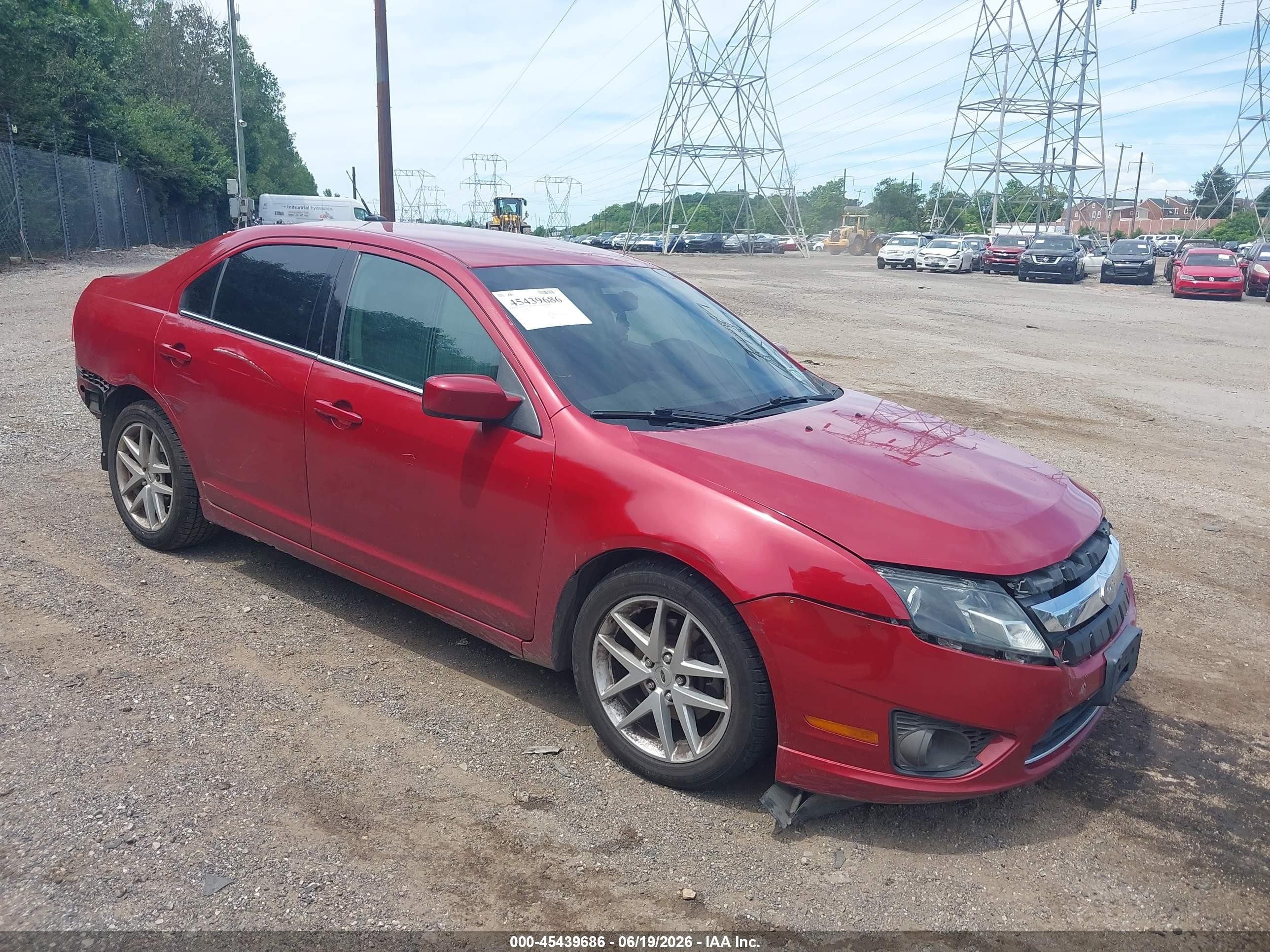 2010 Ford Fusion Se Red vin: 3FAHP0HA0AR259154