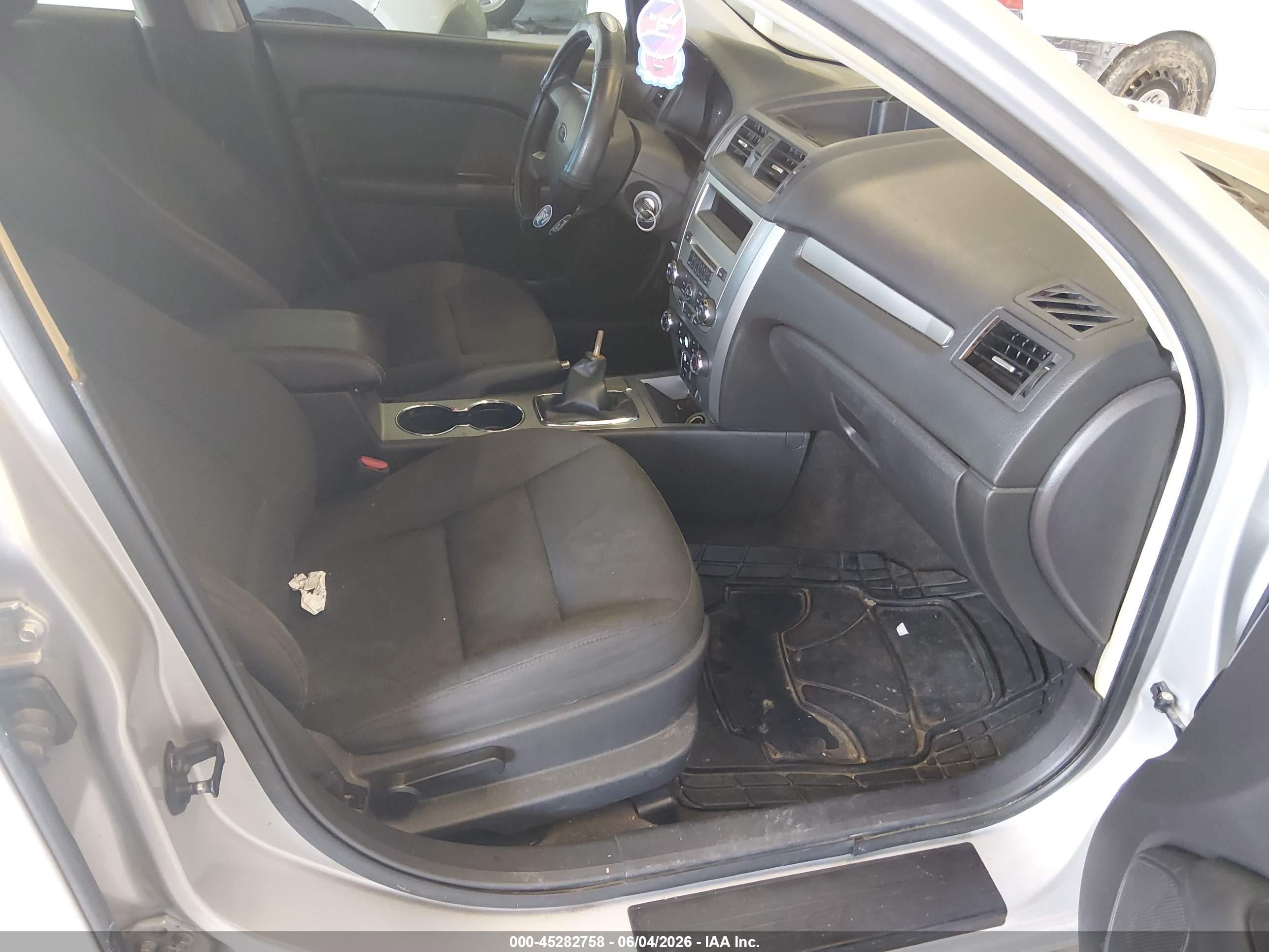 2010 Ford Fusion Se Silver vin: 3FAHP0HA0AR283048