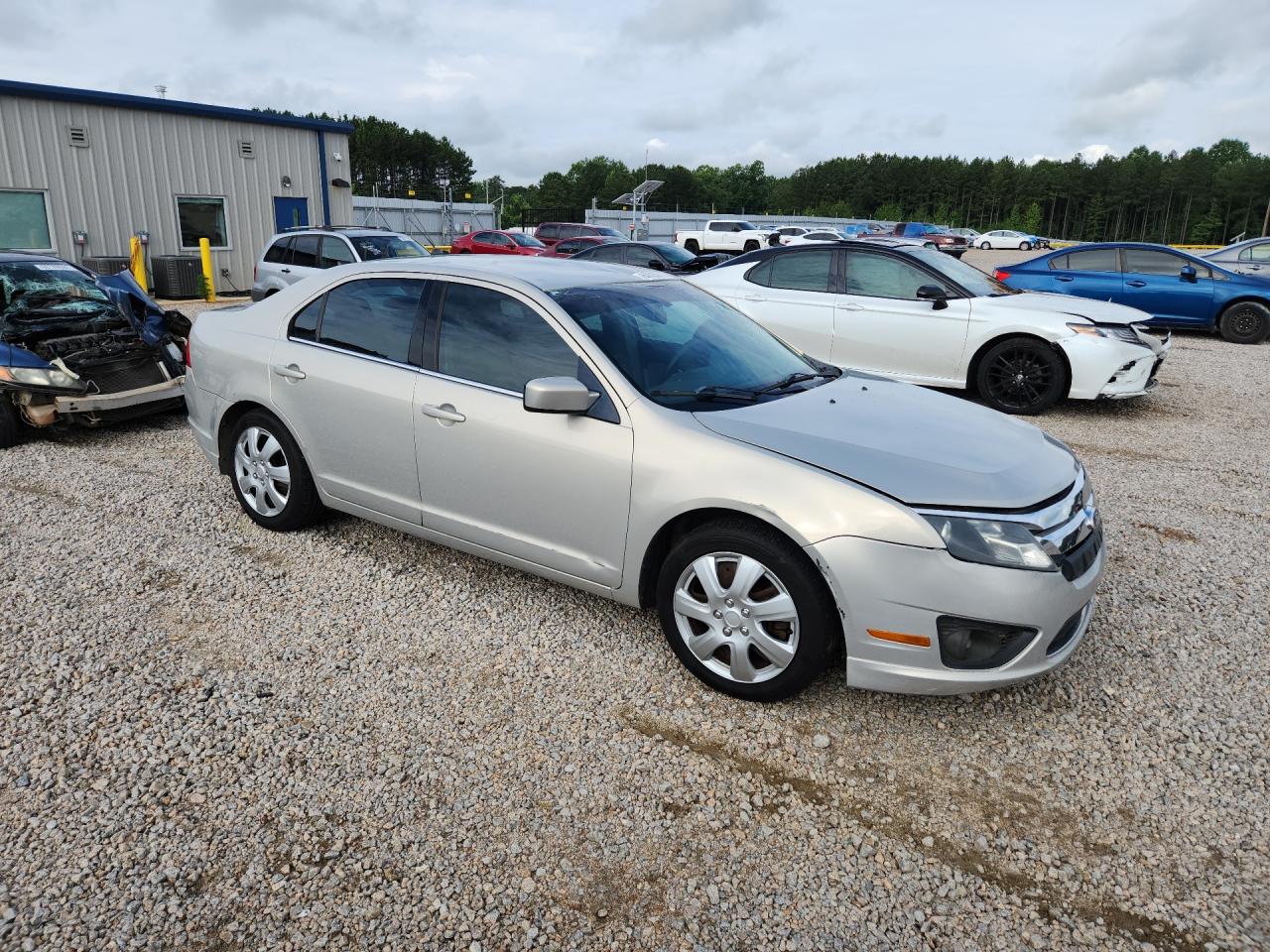 2010 Ford Fusion Se Beige vin: 3FAHP0HA0AR290873