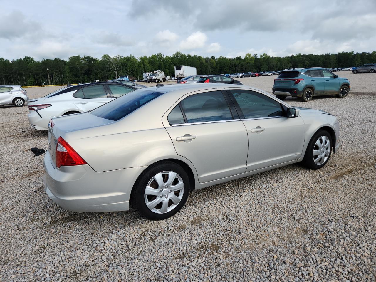 2010 Ford Fusion Se Beige vin: 3FAHP0HA0AR290873