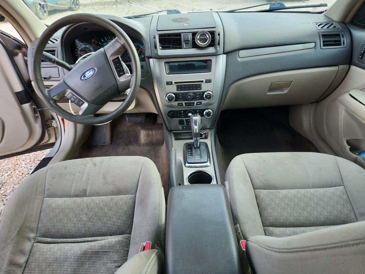 2010 Ford Fusion Se Beige vin: 3FAHP0HA0AR290873