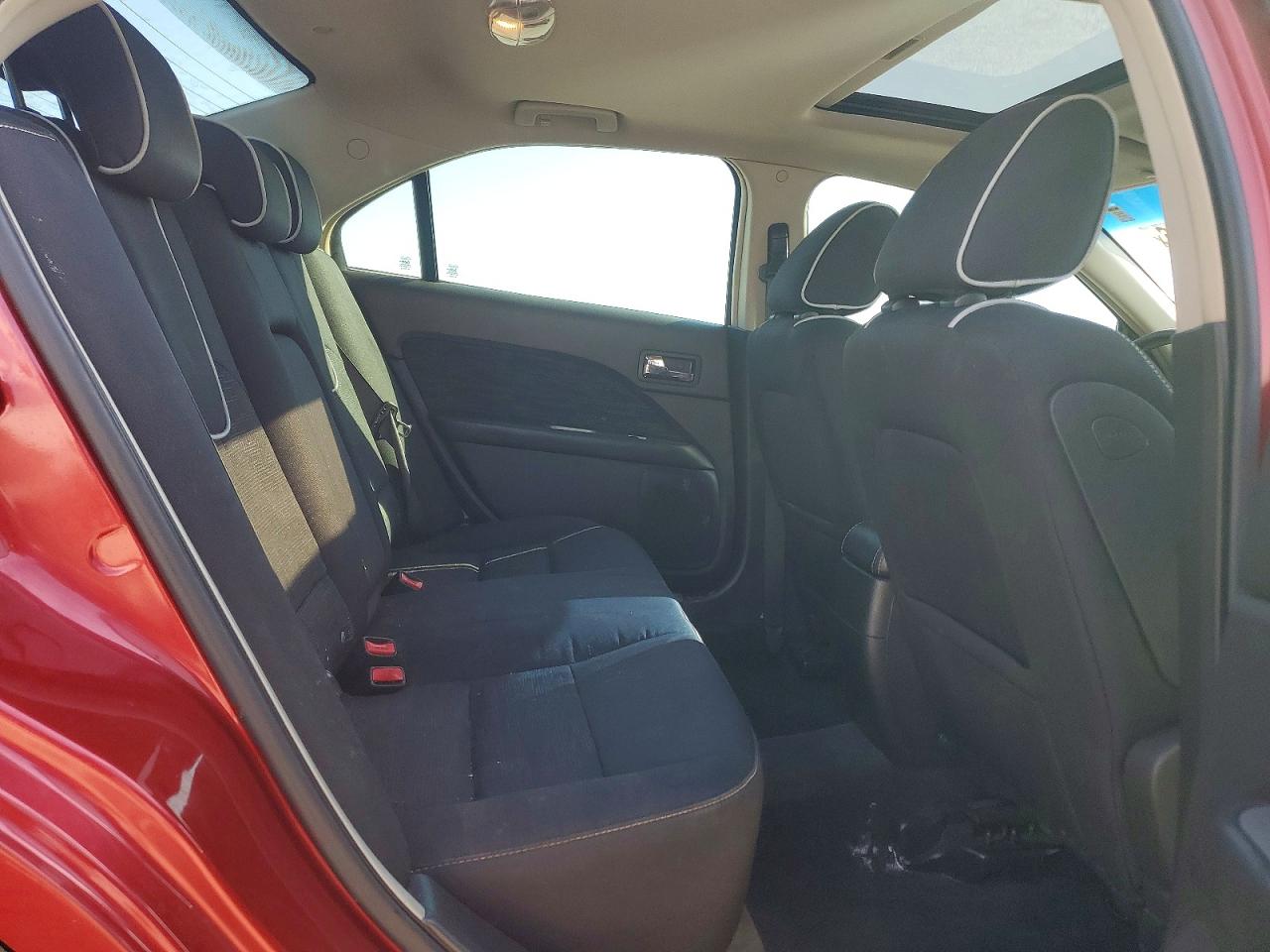2010 Ford Fusion Se Burgundy vin: 3FAHP0HA0AR335892