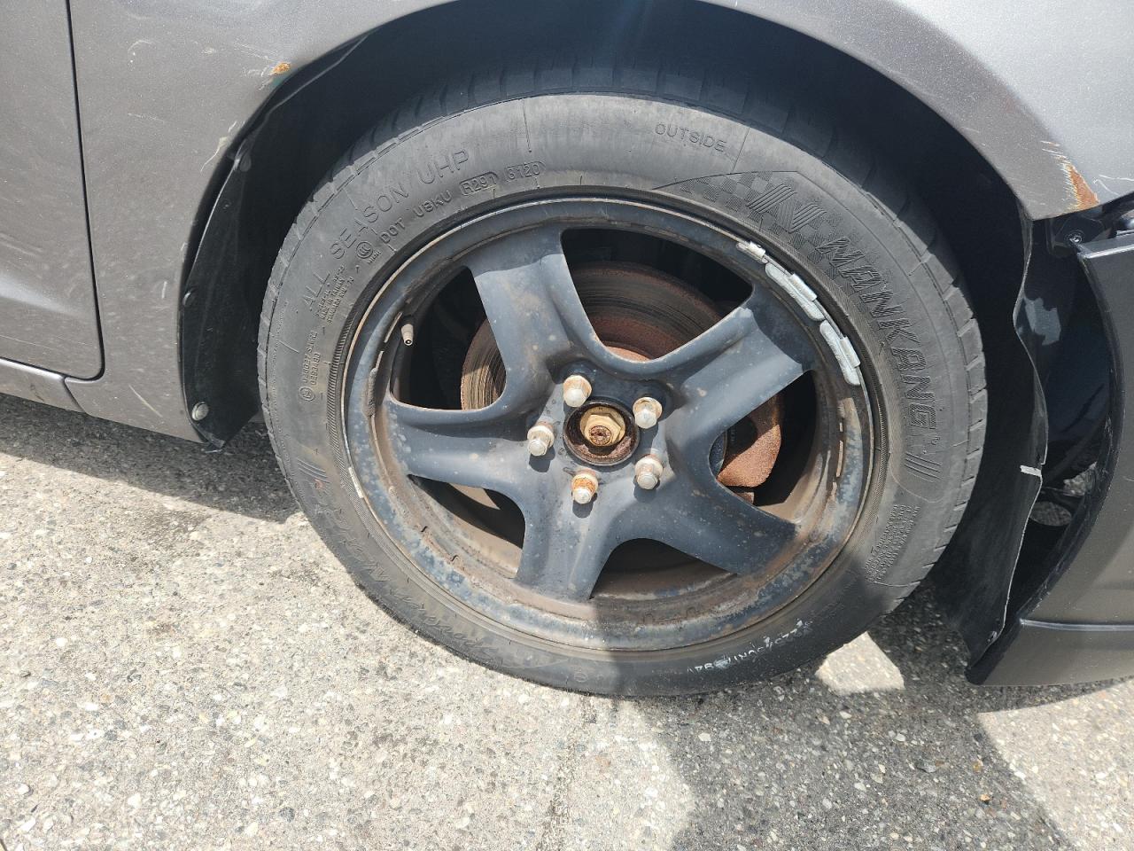 2010 Ford Fusion Se Gray vin: 3FAHP0HA0AR343989 Damage: Right Front Wheel Cover, Missing, Replacement Required
