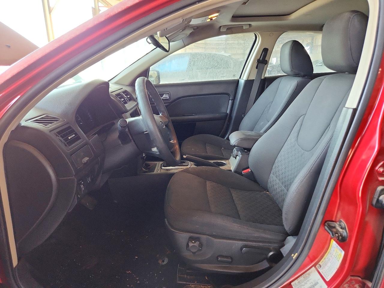 2010 Ford Fusion Se Red vin: 3FAHP0HA0AR378791
