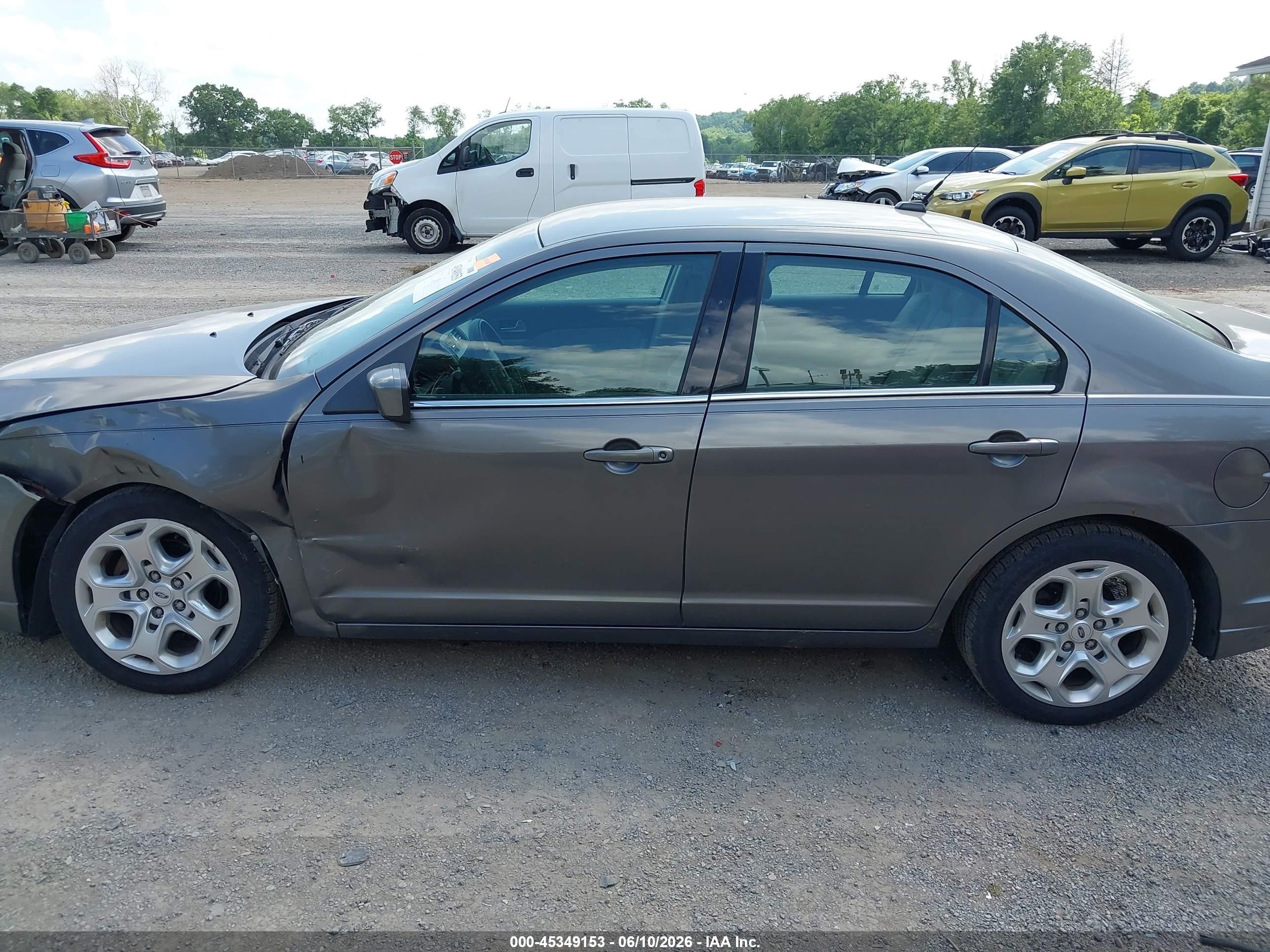 2010 Ford Fusion Se Gray vin: 3FAHP0HA0AR396076