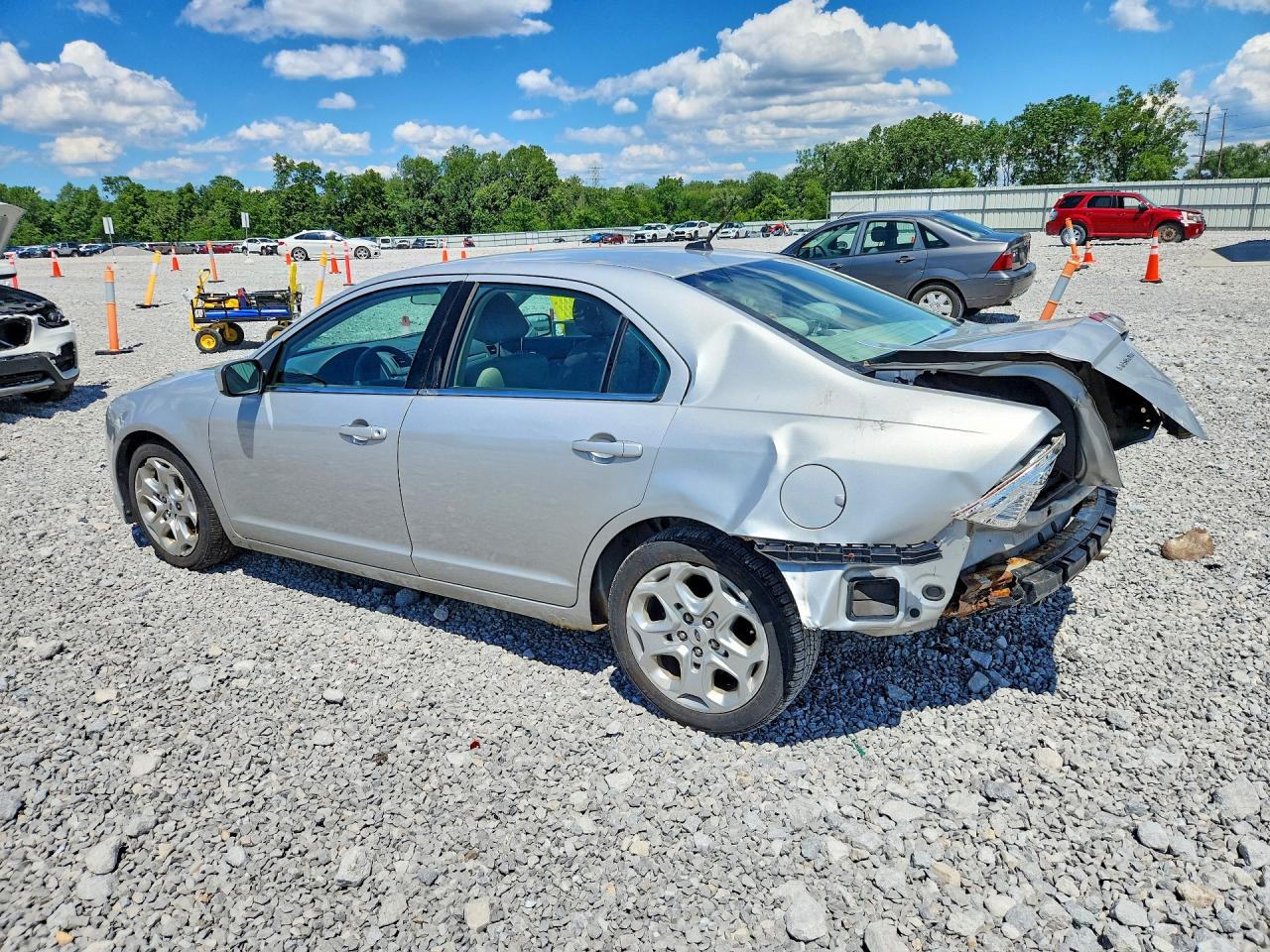 2010 Ford Fusion Se Silver vin: 3FAHP0HA0AR415208