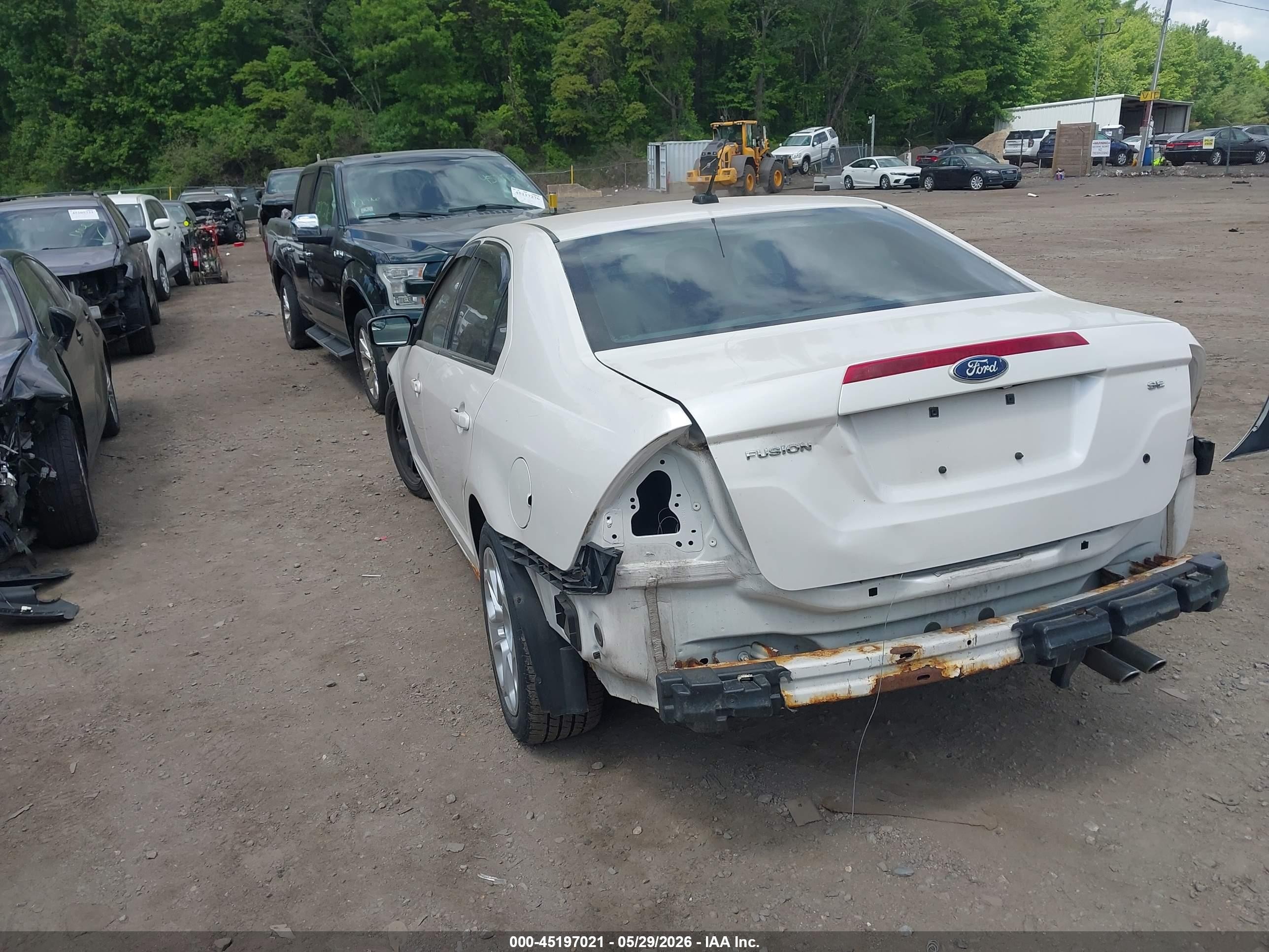 2011 Ford Fusion Se White vin: 3FAHP0HA0BR118599