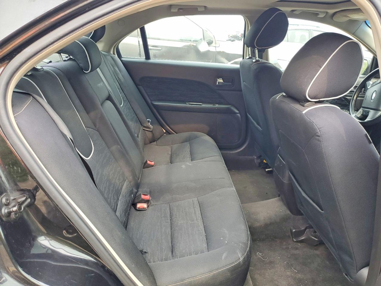 2011 Ford Fusion Se Black vin: 3FAHP0HA0BR120711