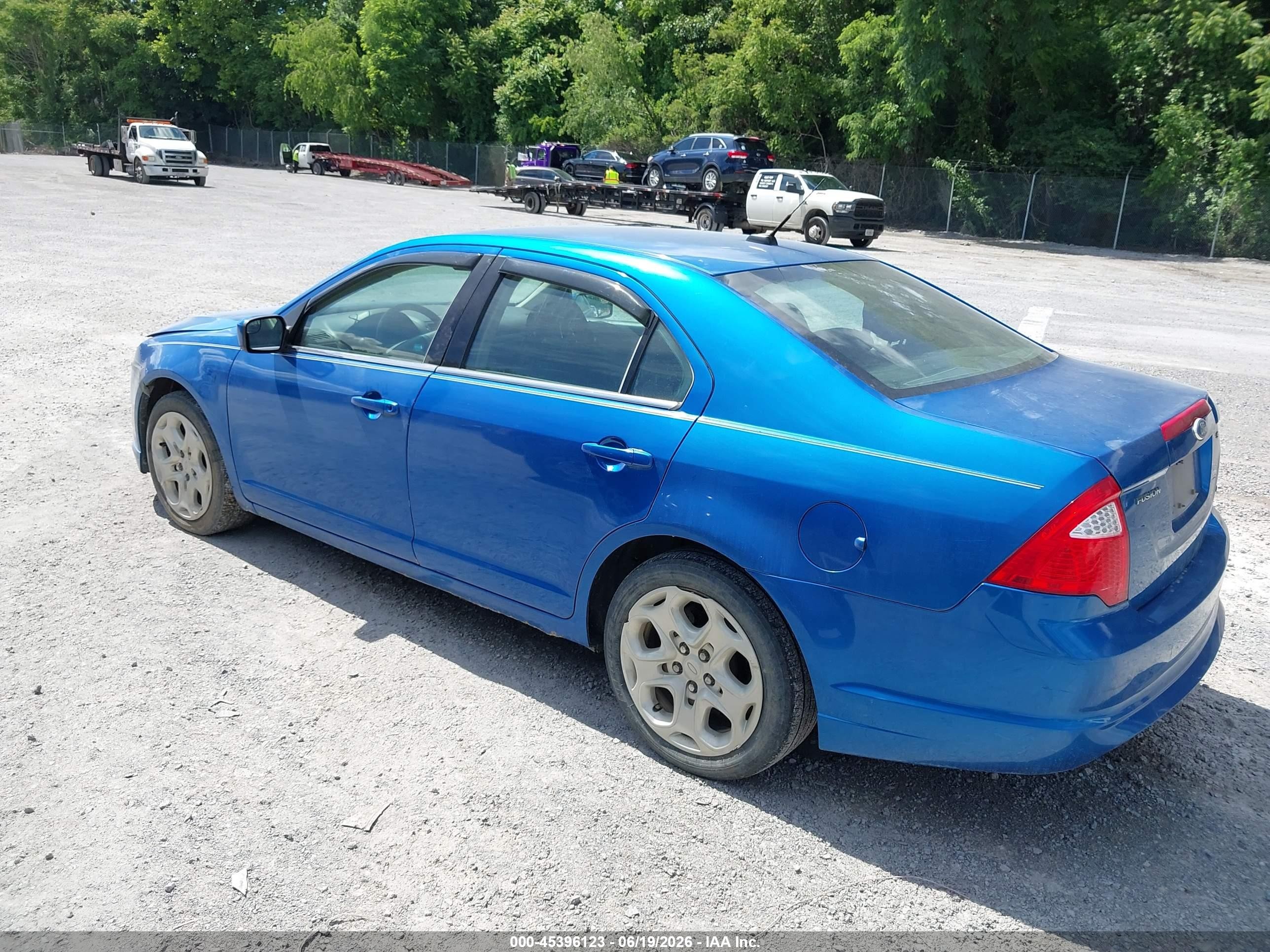2011 Ford Fusion Se Blue vin: 3FAHP0HA0BR125780