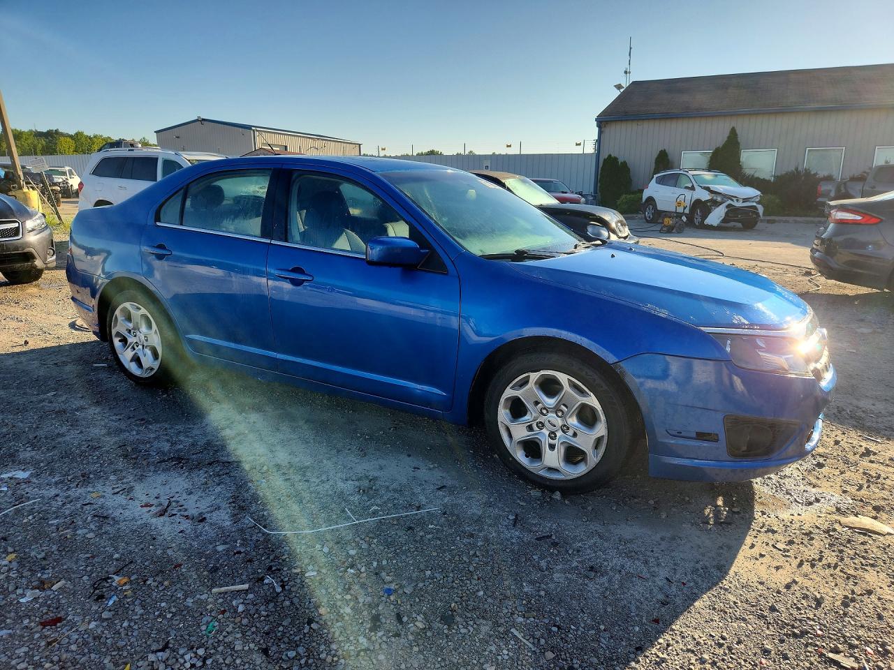 2011 Ford Fusion Se Blue vin: 3FAHP0HA0BR126671