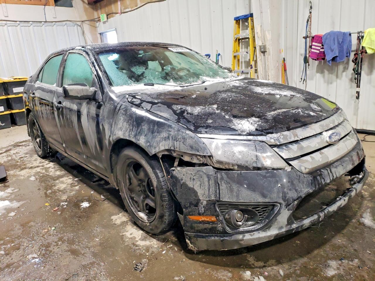 2011 Ford Fusion Se Black vin: 3FAHP0HA0BR173456
