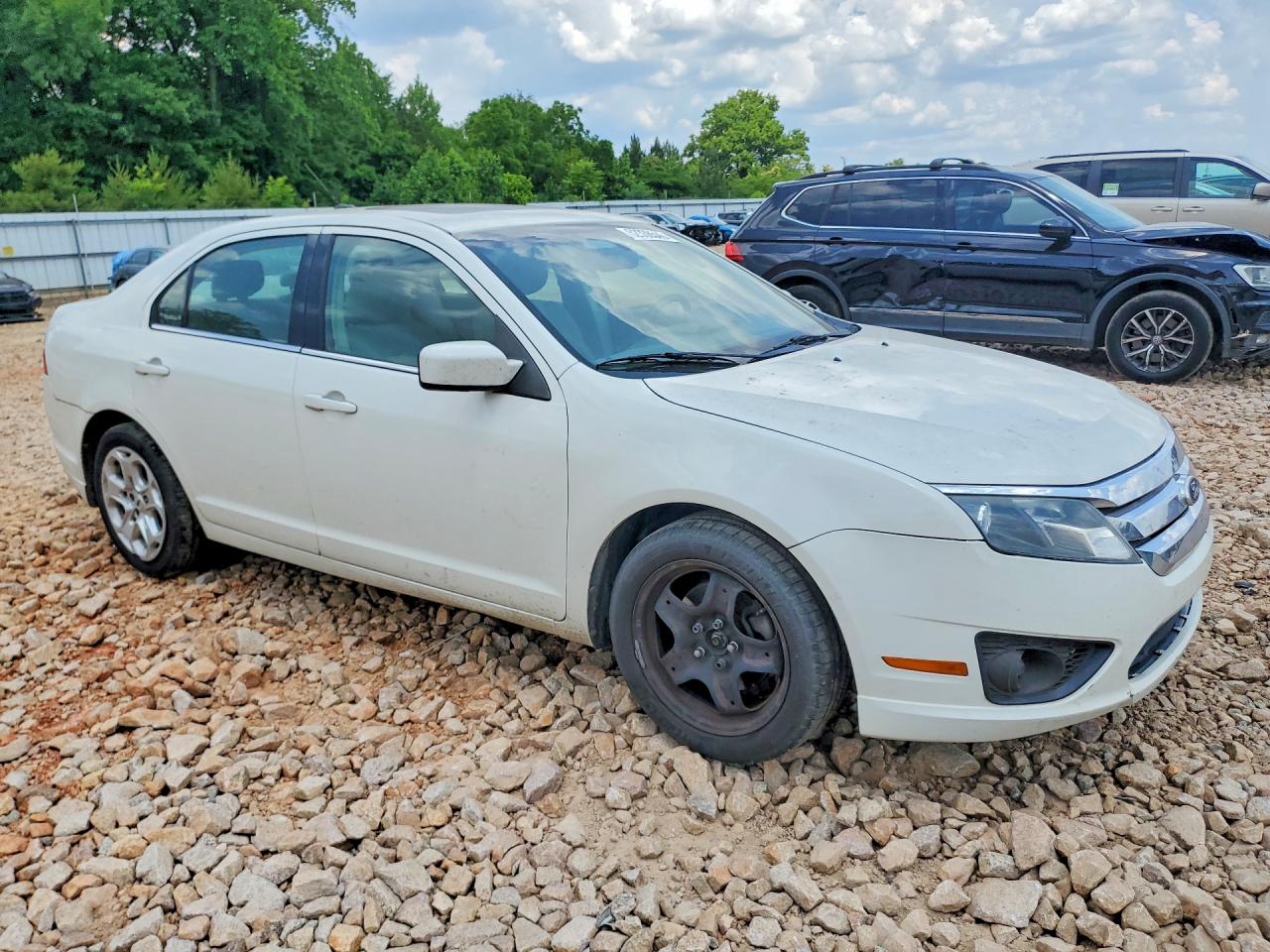 2011 Ford Fusion Se White vin: 3FAHP0HA0BR187924