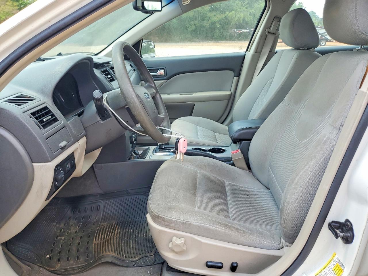 2011 Ford Fusion Se White vin: 3FAHP0HA0BR187924