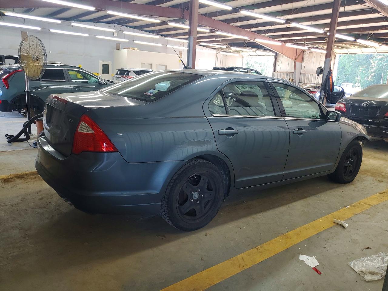 2011 Ford Fusion Se Blue vin: 3FAHP0HA0BR230321