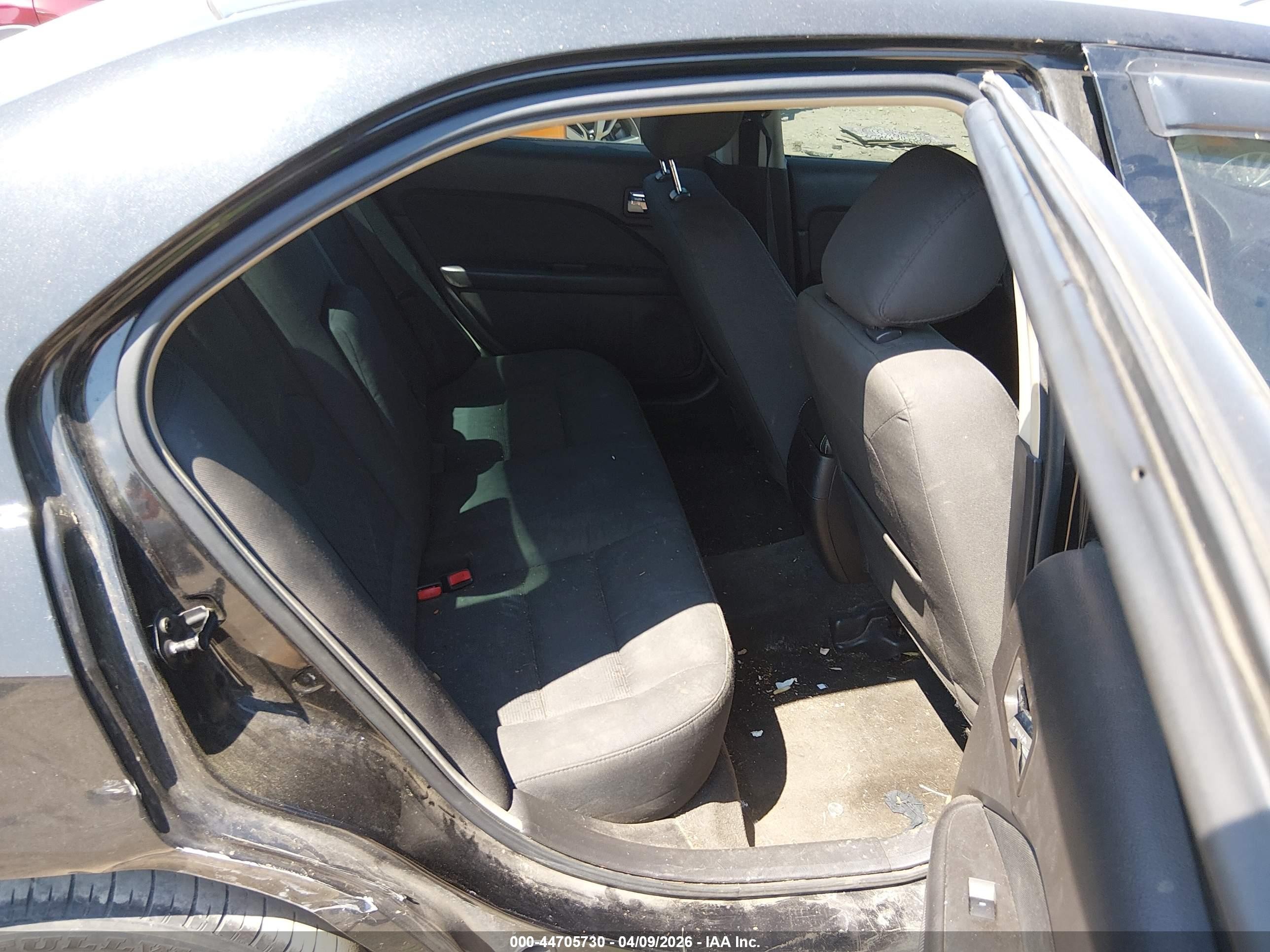 2011 Ford Fusion Se Black vin: 3FAHP0HA0BR267868