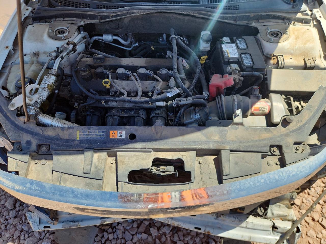 2011 Ford Fusion Se White vin: 3FAHP0HA0BR275680