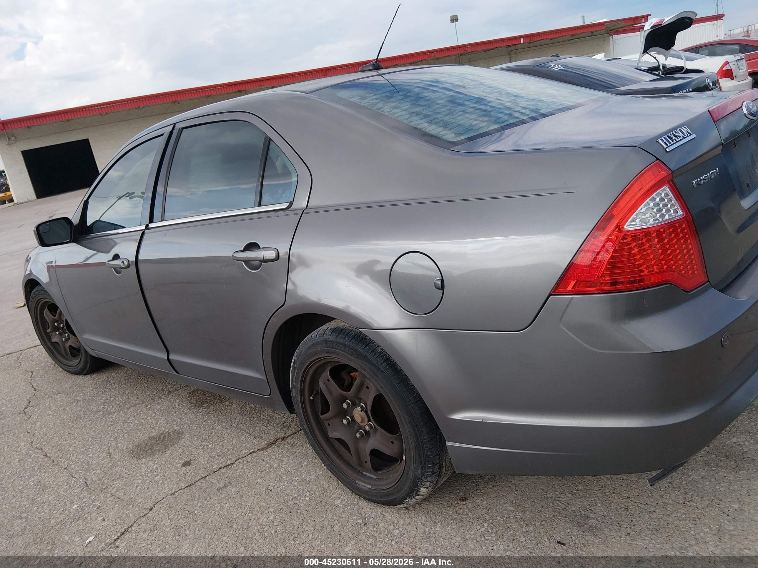 2011 Ford Fusion Se Gray vin: 3FAHP0HA0BR282080