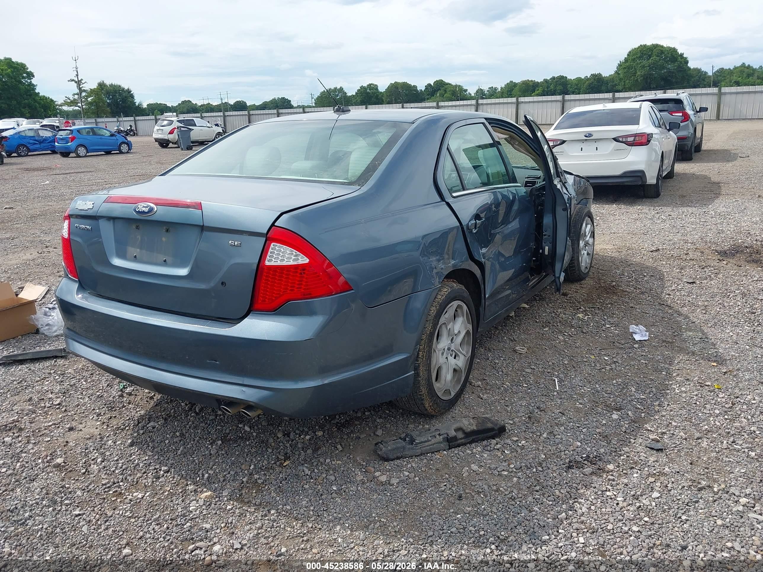 2011 Ford Fusion Se Blue vin: 3FAHP0HA0BR303364